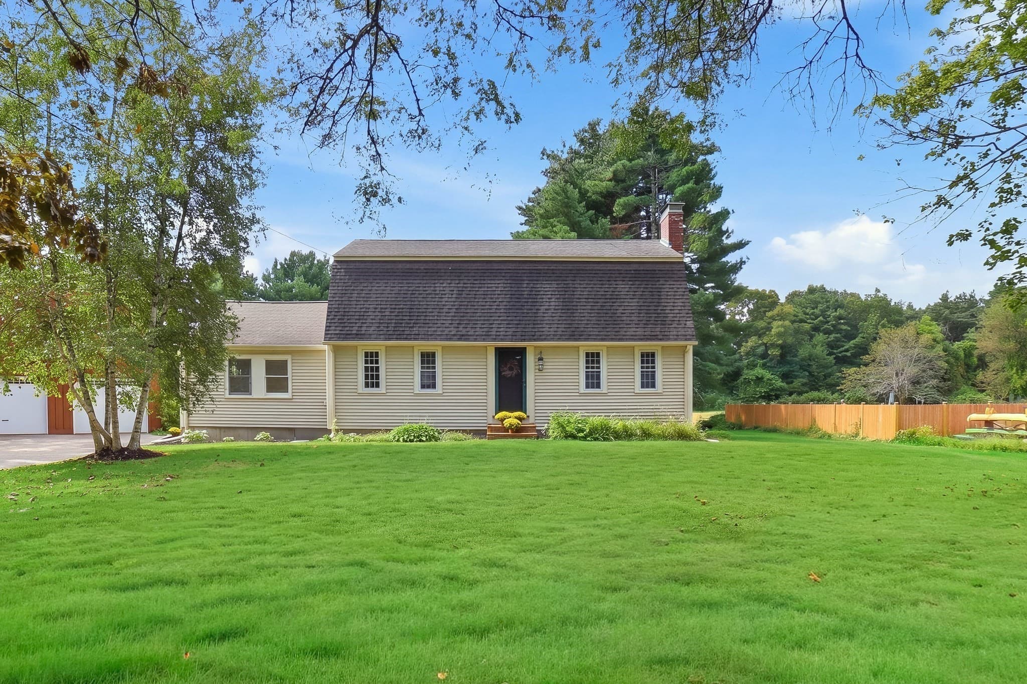 Single Family Residence at 407 Stow Rd, Boxborough MA 01719, Boxborough, photo 2 of 42