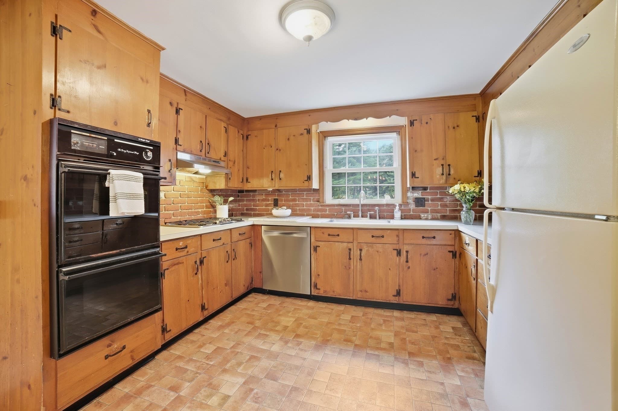 Single Family Residence at 407 Stow Rd, Boxborough MA 01719, Boxborough, photo 12 of 42
