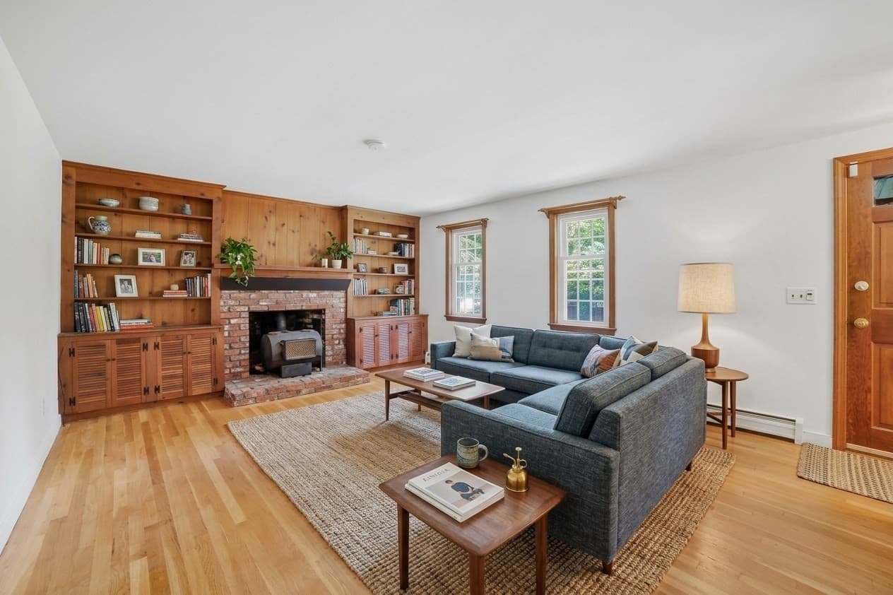 Single Family Residence at 407 Stow Rd, Boxborough MA 01719, Boxborough, photo 7 of 42
