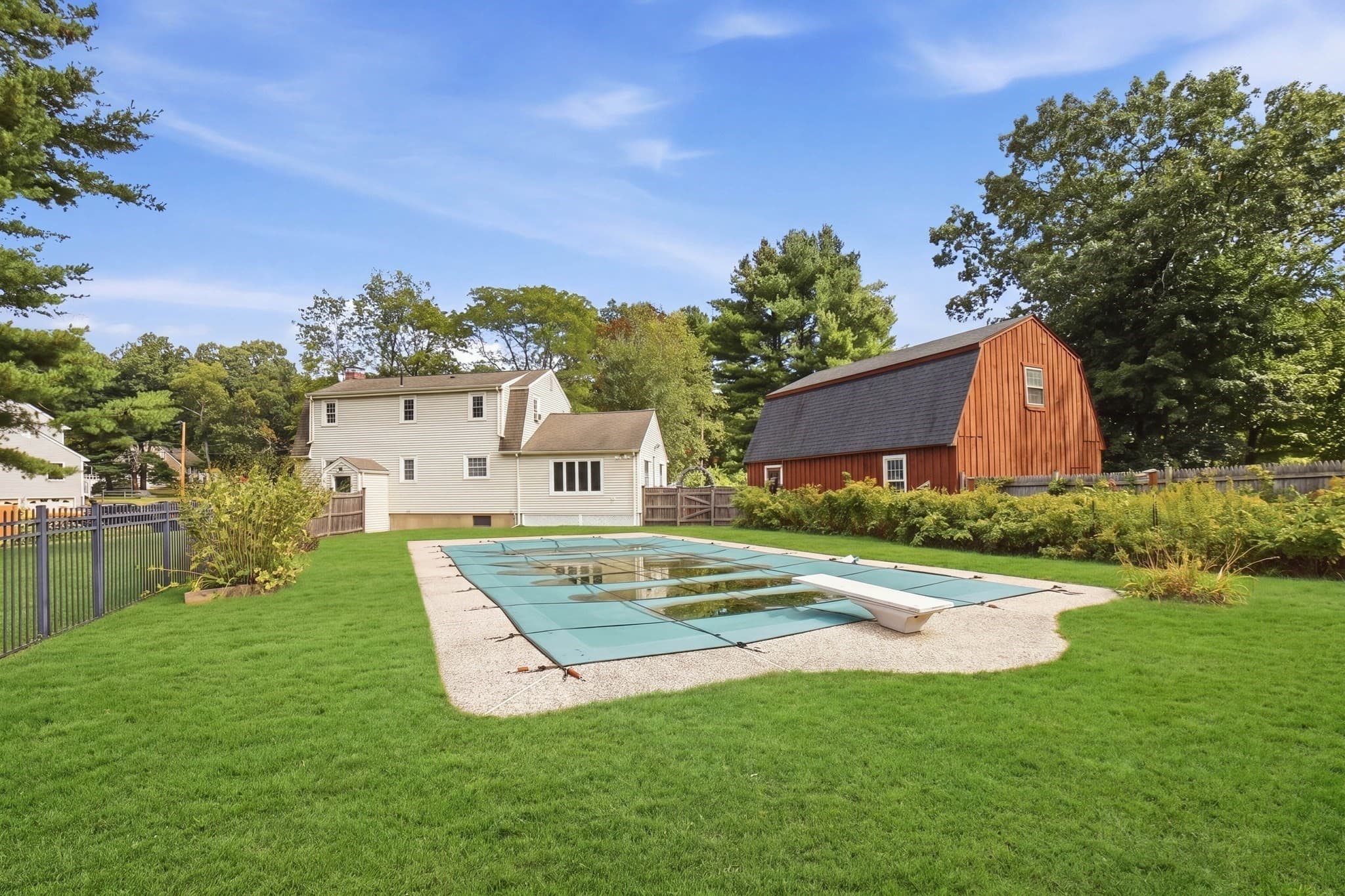 Single Family Residence at 407 Stow Rd, Boxborough MA 01719, Boxborough, photo 4 of 42