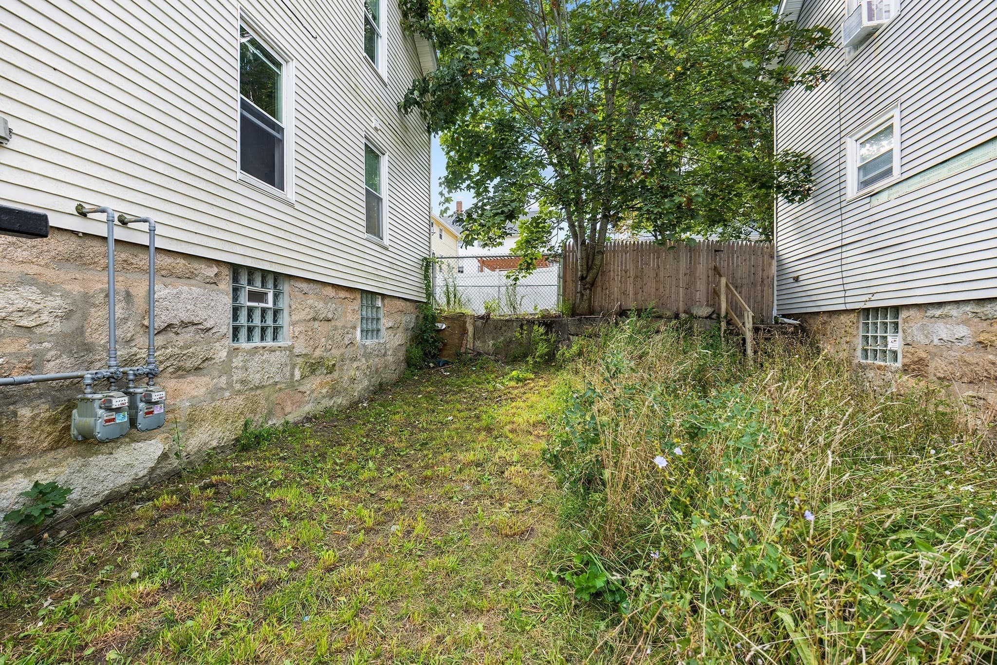 Multi Family at 17-19 Hazard Ct, New Bedford MA 02740, New Bedford, photo 27 of 34