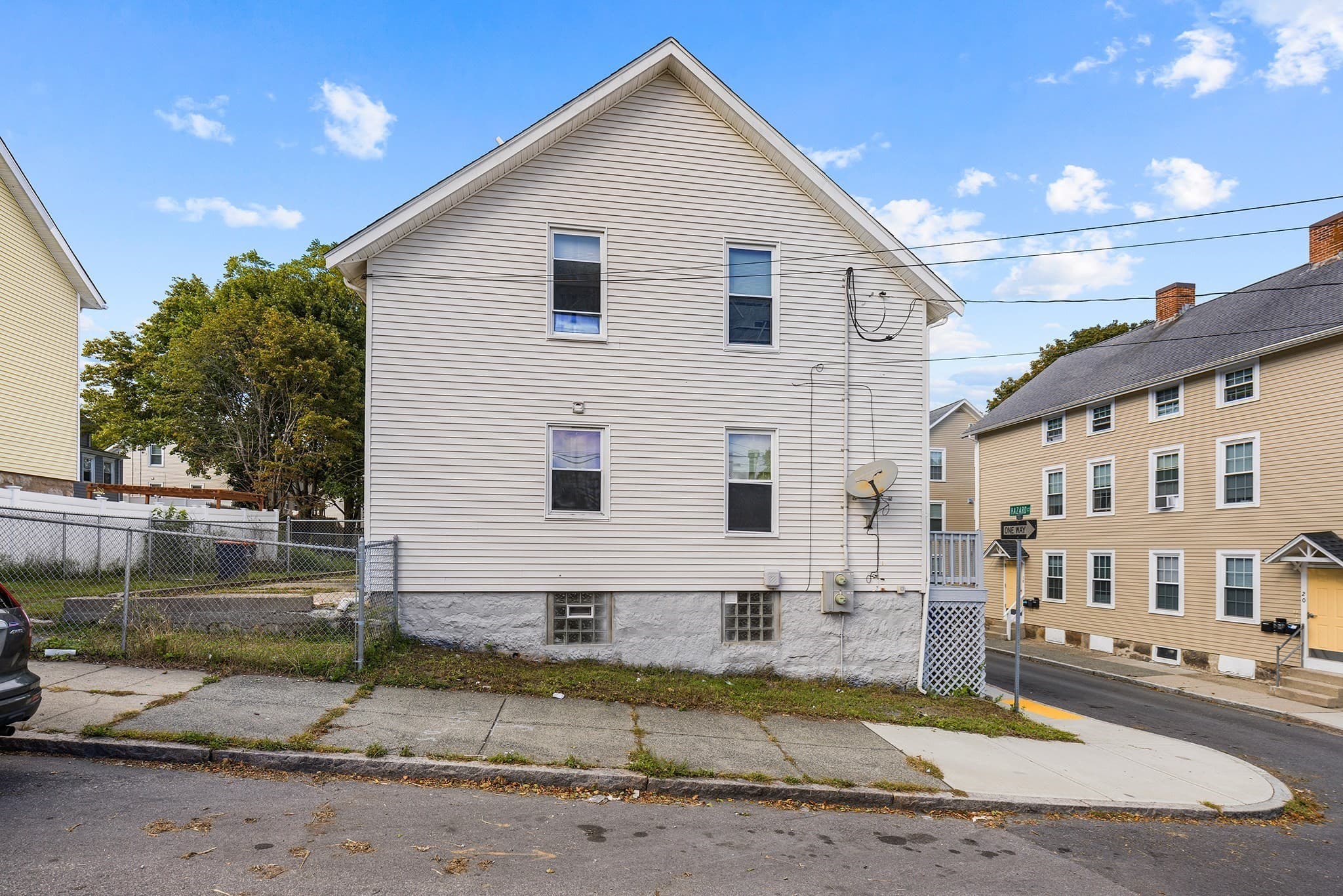 Multi Family at 17-19 Hazard Ct, New Bedford MA 02740, New Bedford, photo 29 of 34