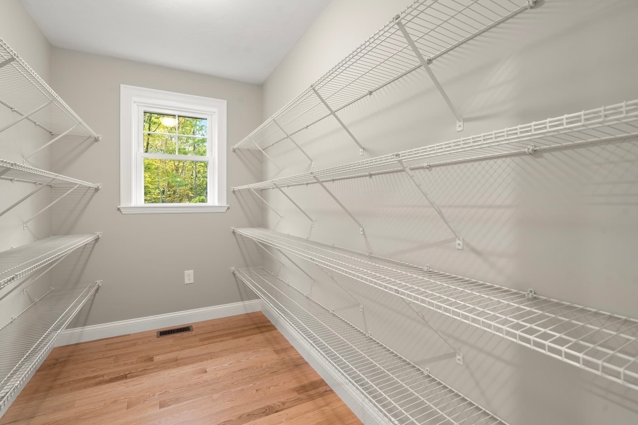 Single Family Residence at 146 Wachusett St., Rutland MA 01543, Rutland, photo 9 of 41