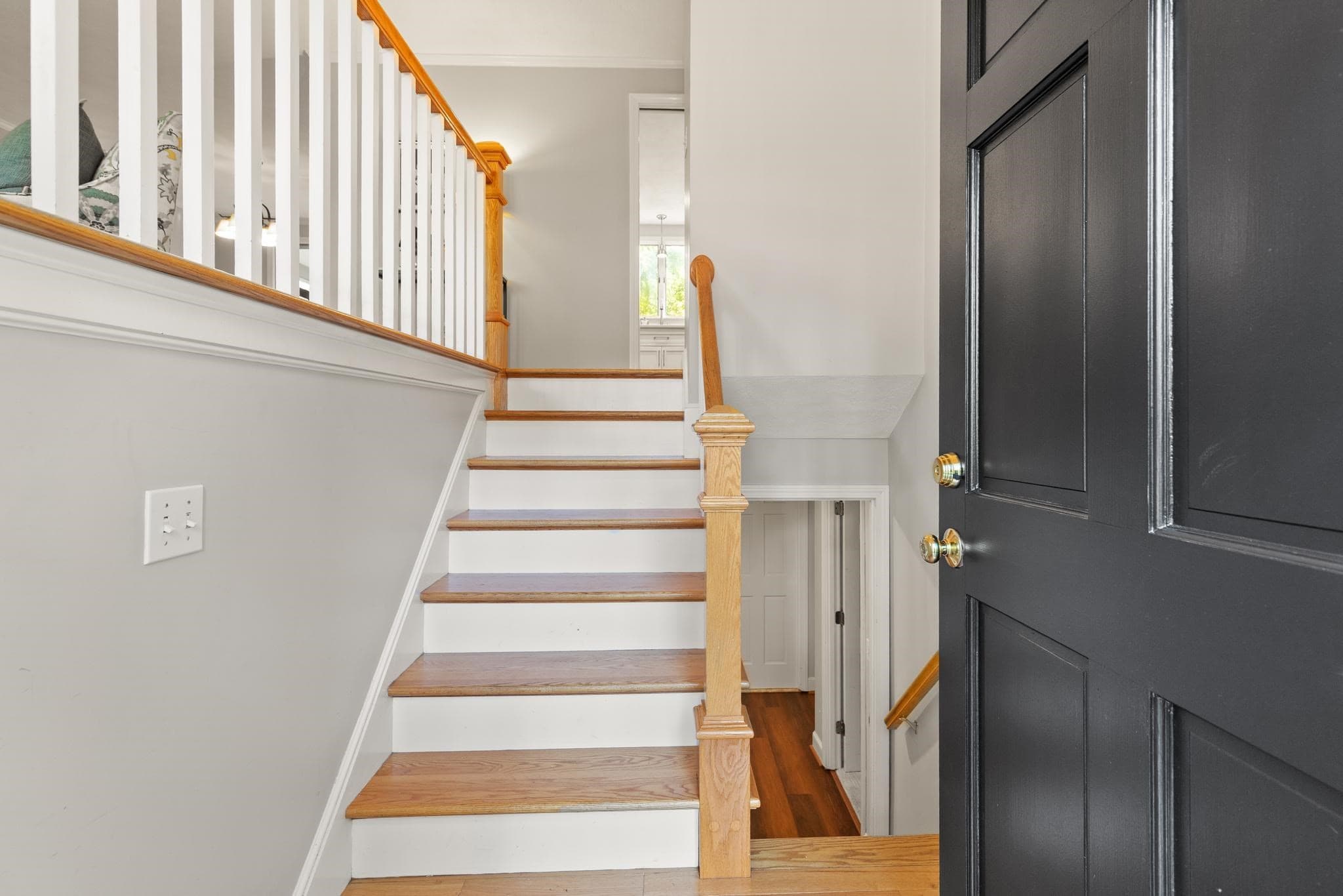 Single Family Residence at 45 Johanna Drive, Reading MA 01867, Reading, photo 4 of 40