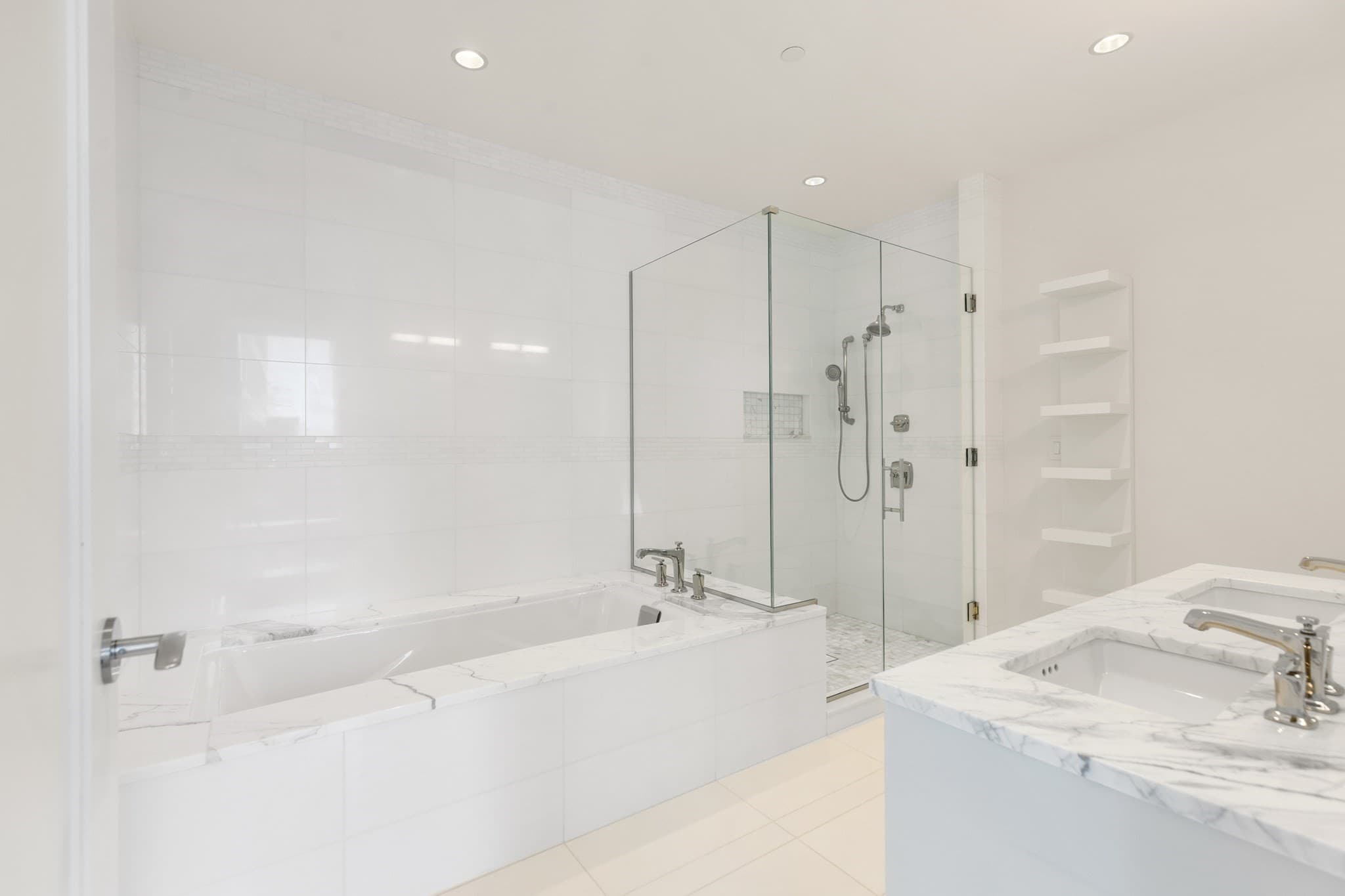Condominium at 22 Liberty Drive # 10G, Boston MA 02210, Boston, photo 23 of 40