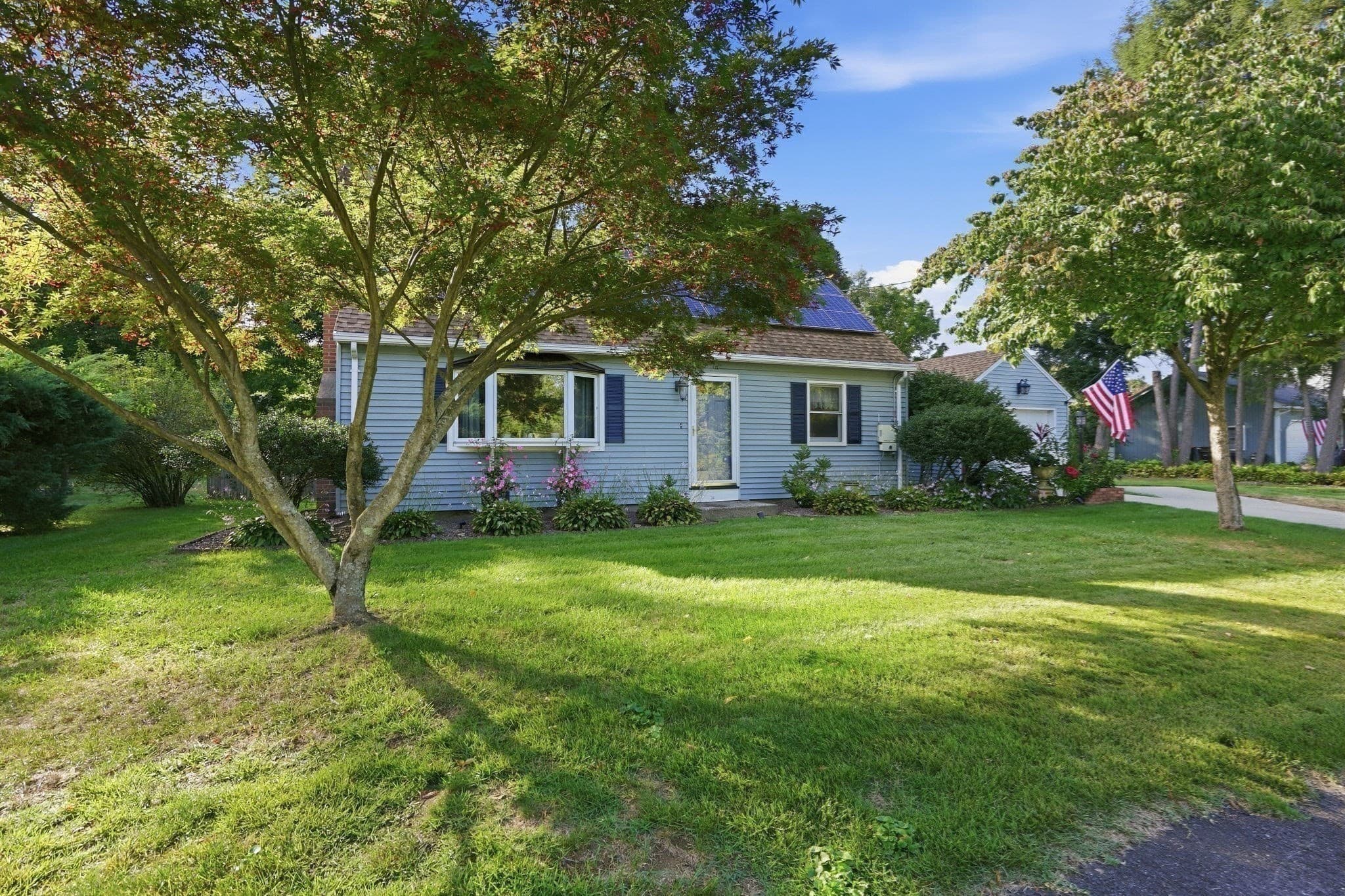 Single Family Residence at 46 Country Rd, Agawam MA 01001, Agawam, photo 3 of 42