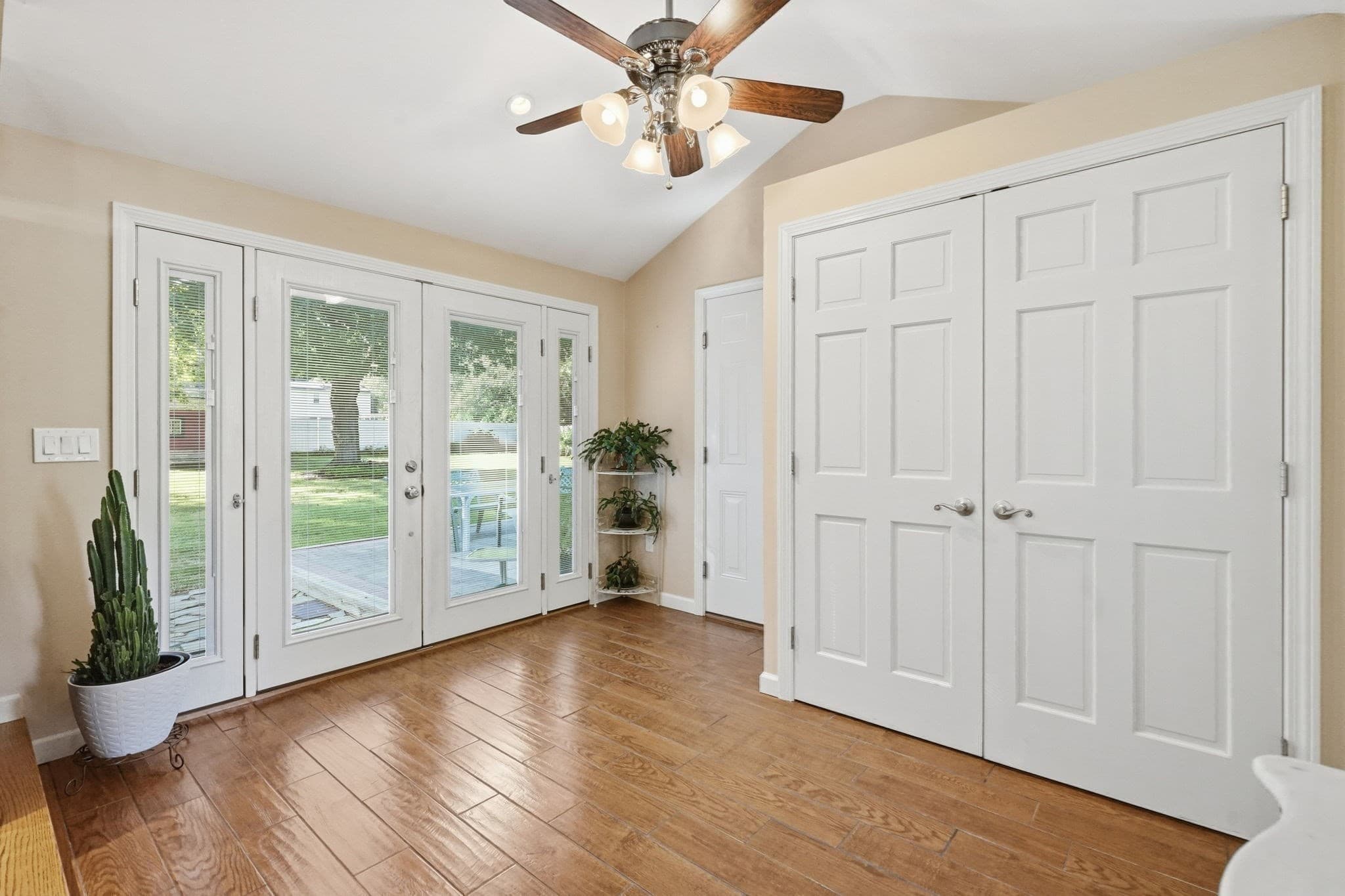 Single Family Residence at 46 Country Rd, Agawam MA 01001, Agawam, photo 9 of 42