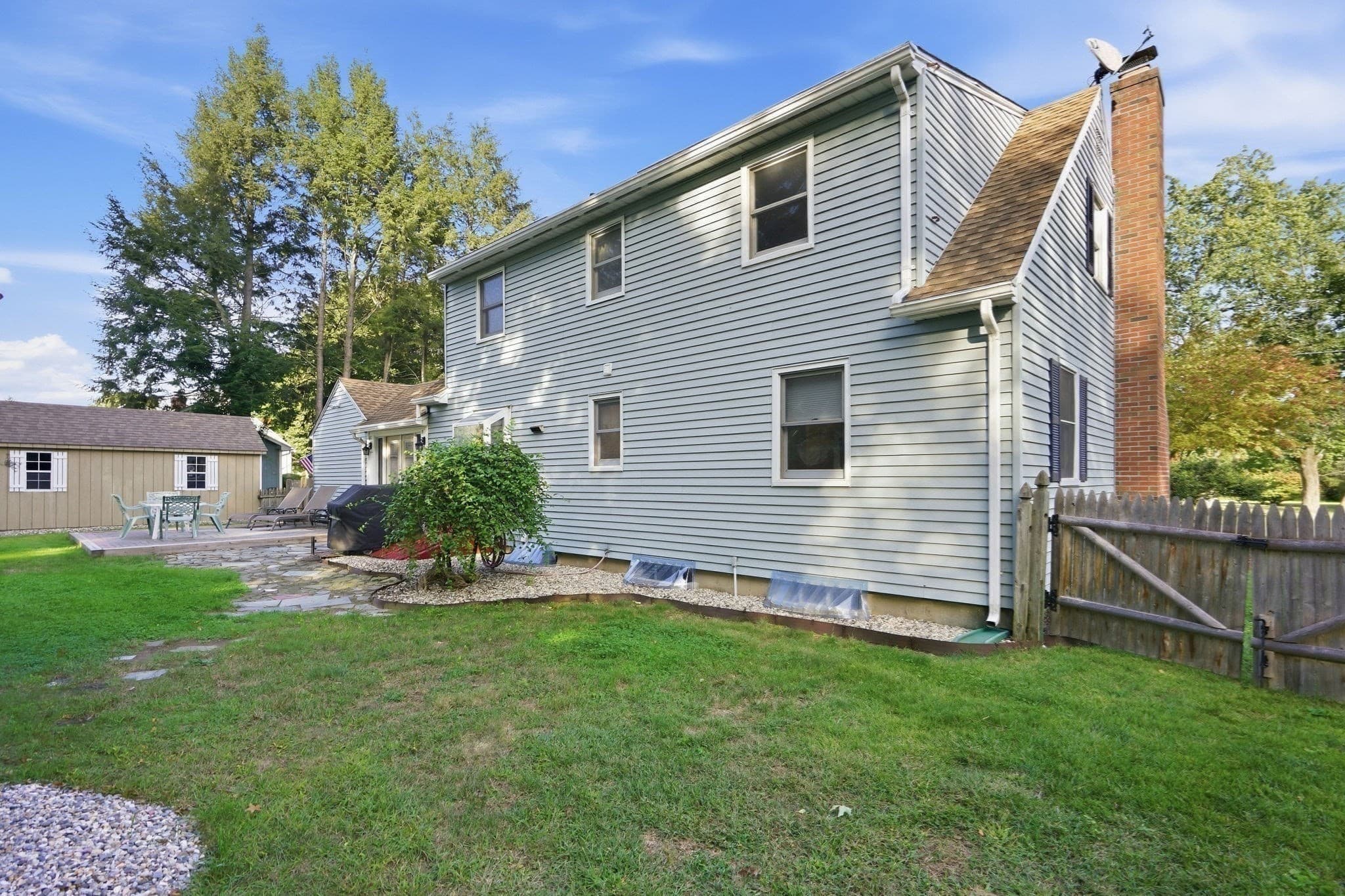 Single Family Residence at 46 Country Rd, Agawam MA 01001, Agawam, photo 29 of 42