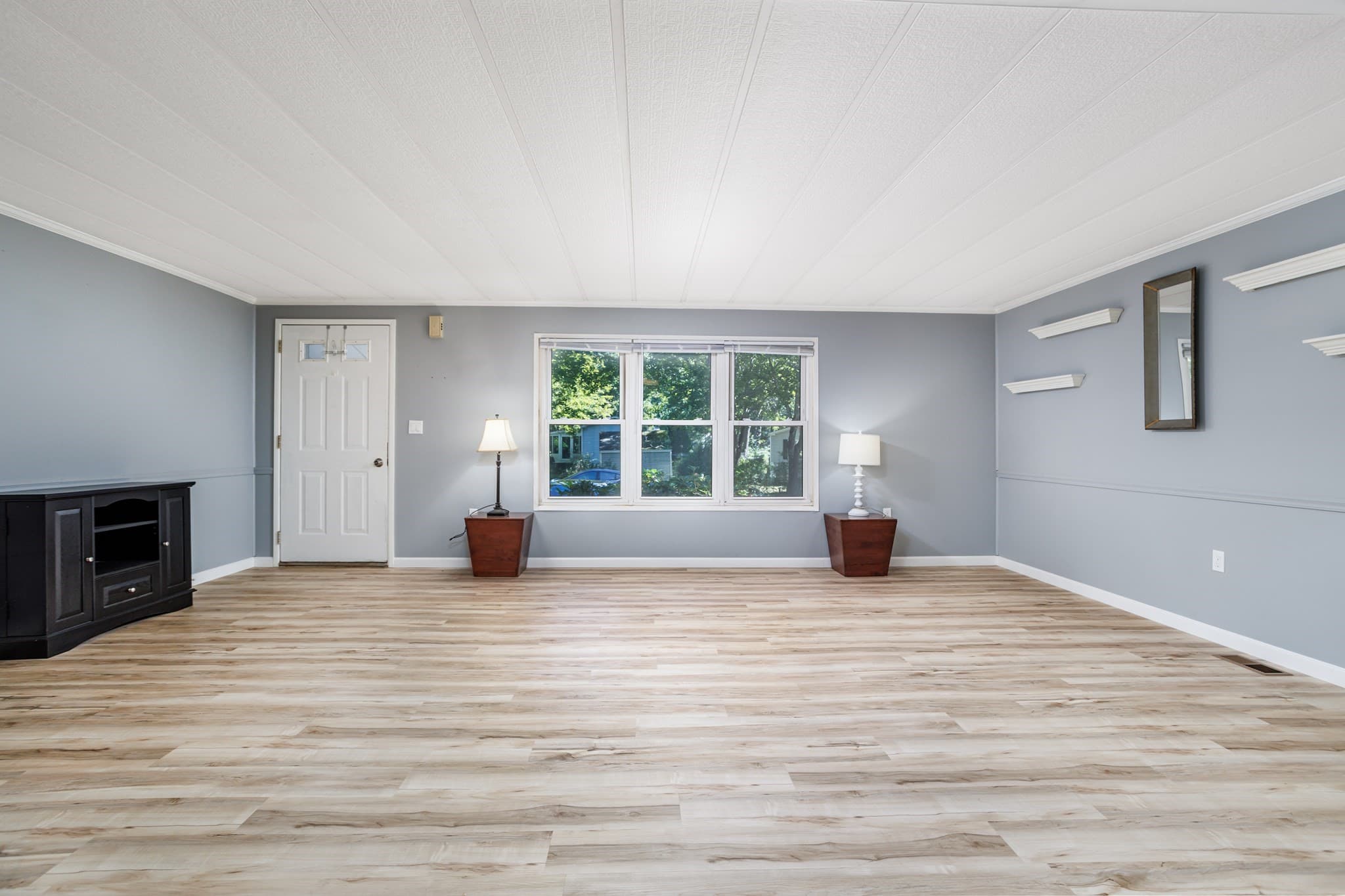 Mobile Home at 5 Hickory, Dover NH 03820, Dover, photo 6 of 42