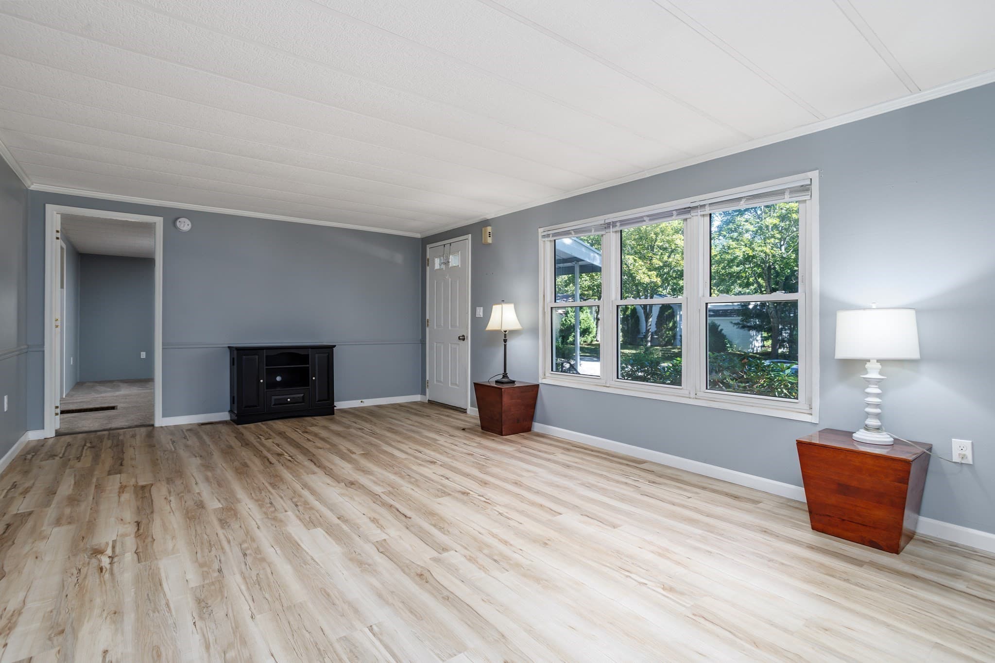 Mobile Home at 5 Hickory, Dover NH 03820, Dover, photo 5 of 42