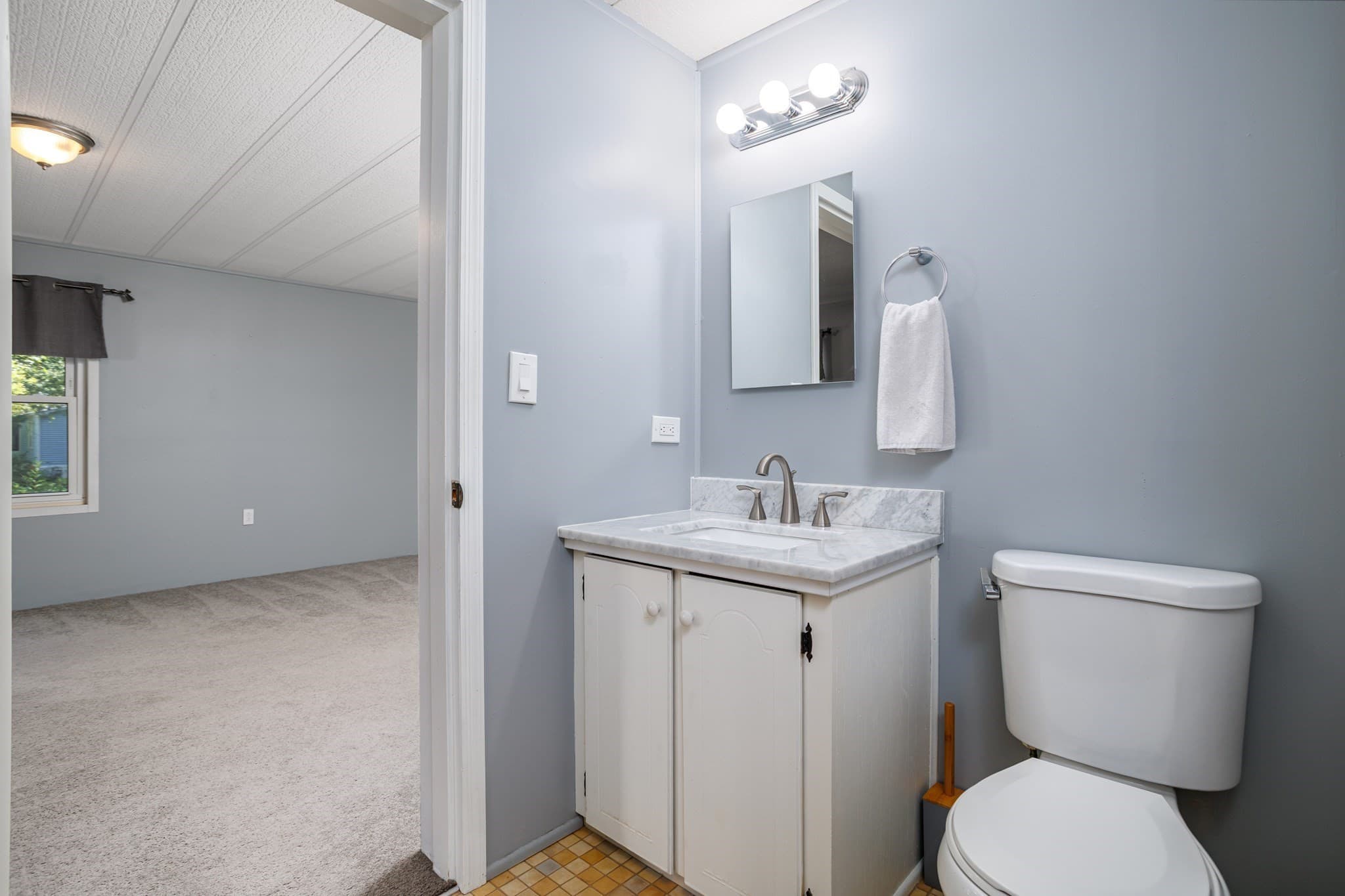 Mobile Home at 5 Hickory, Dover NH 03820, Dover, photo 18 of 42