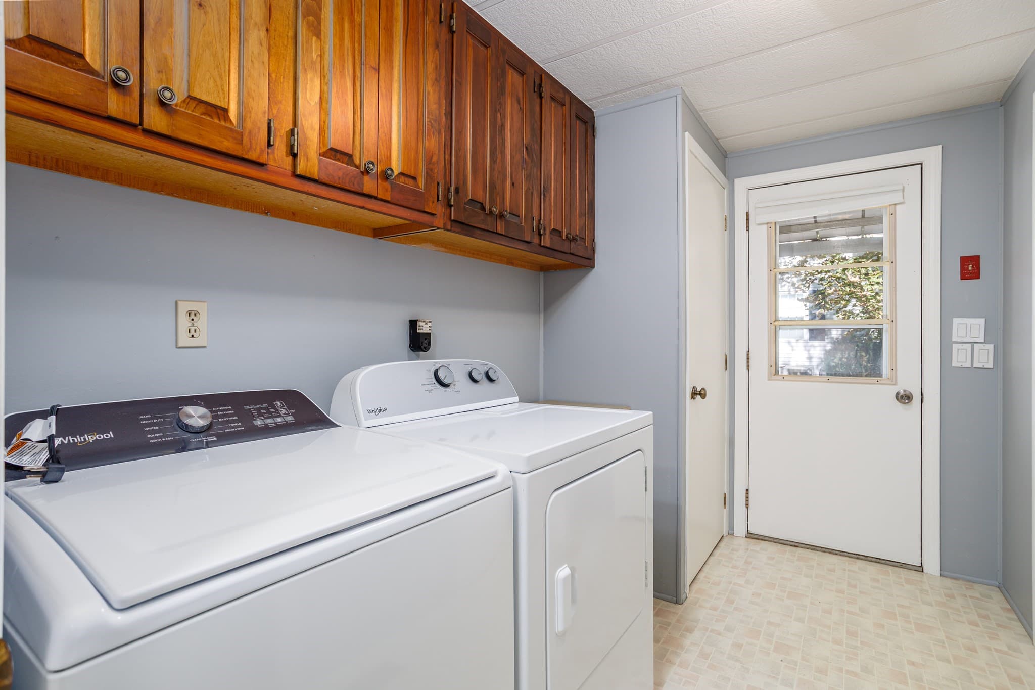 Mobile Home at 5 Hickory, Dover NH 03820, Dover, photo 15 of 42