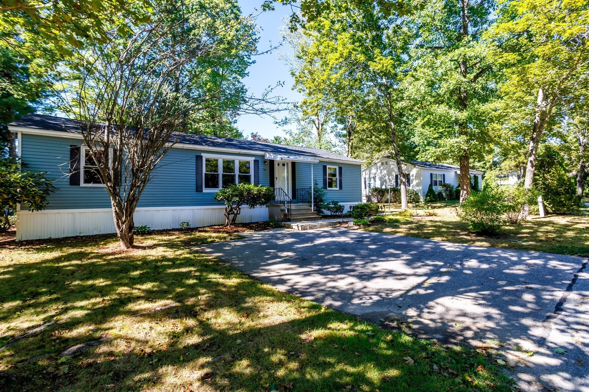 Mobile Home at 5 Hickory, Dover NH 03820, Dover, photo 40 of 42