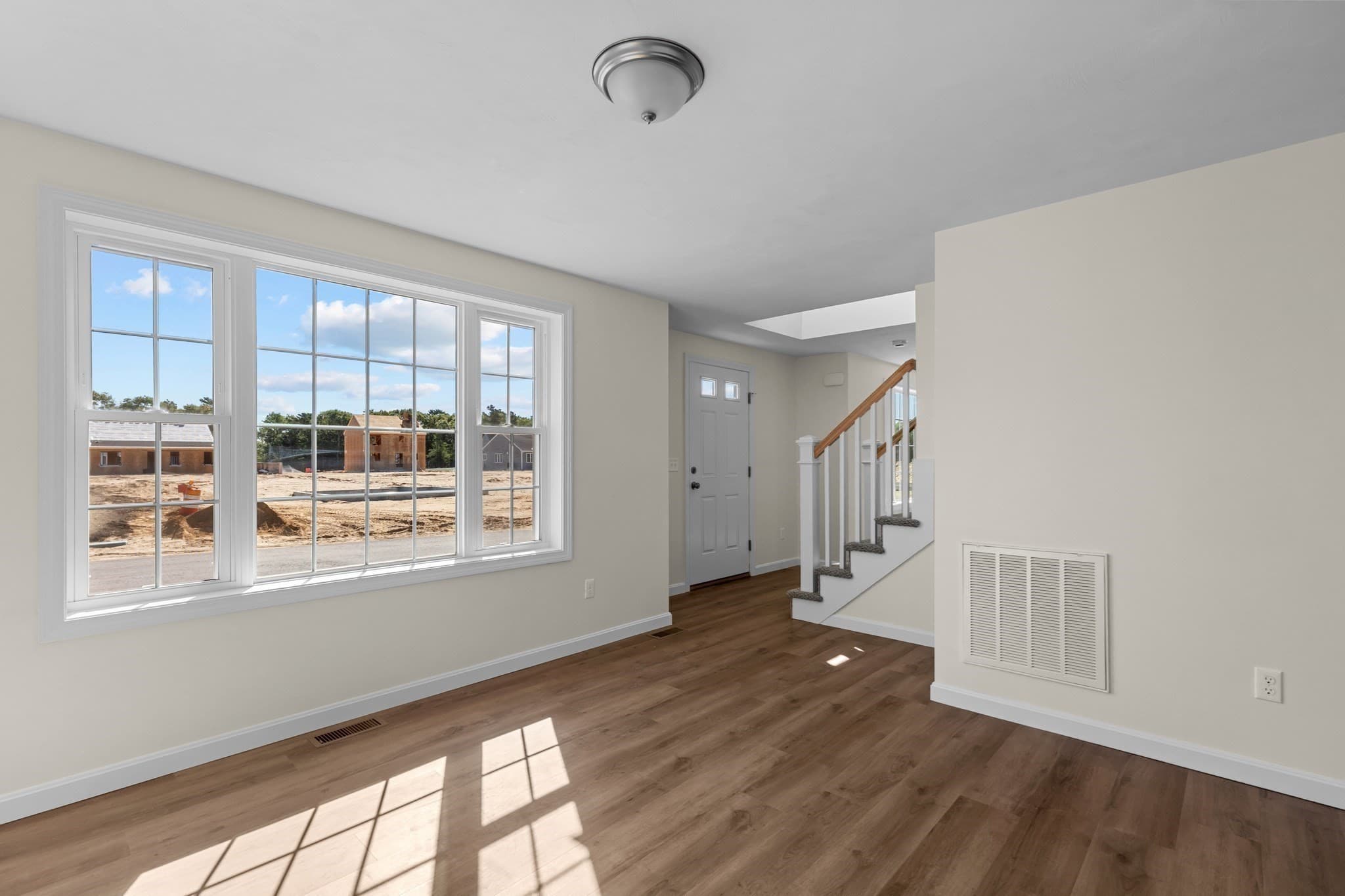 Single Family Residence at 29 Bumblebee Dr, Plymouth MA 02360, Plymouth, photo 6 of 32
