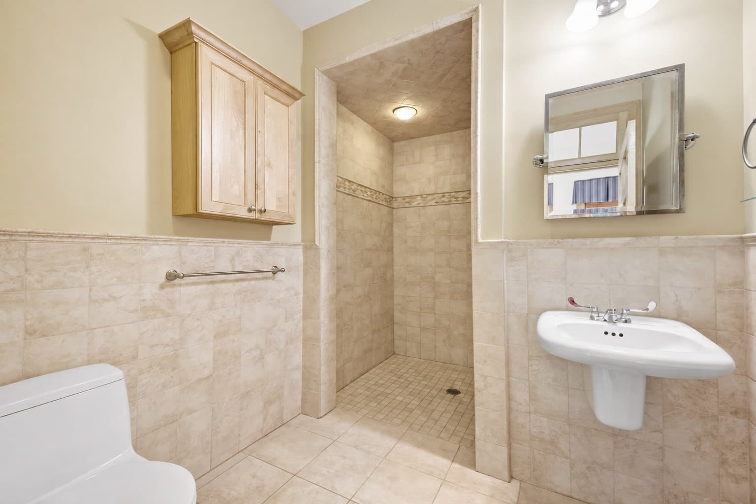 Single Family Residence at 135 Candlestick Rd, North Andover MA 01845, North Andover, photo 23 of 38
