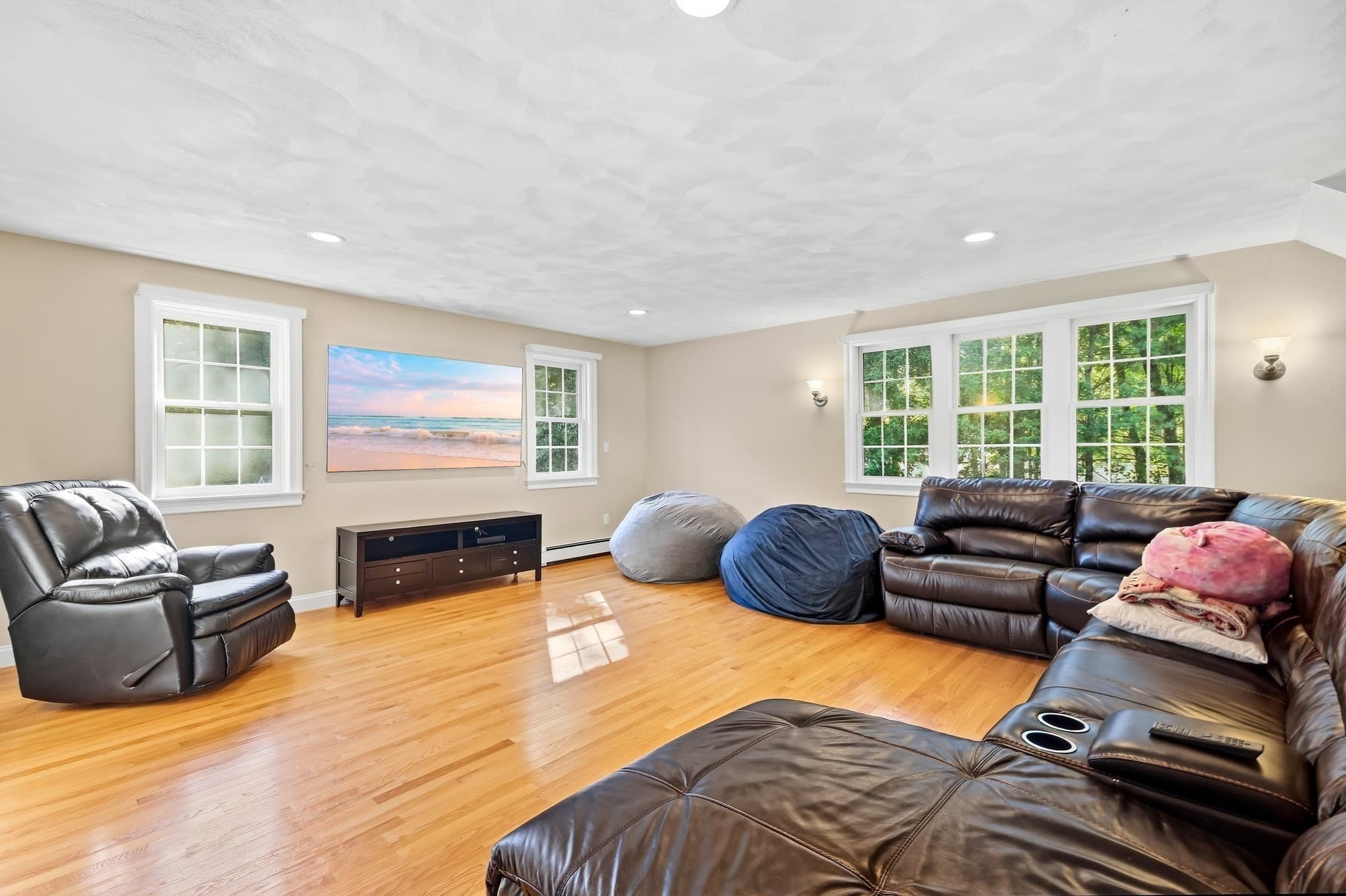 Single Family Residence at 135 Candlestick Rd, North Andover MA 01845, North Andover, photo 31 of 38