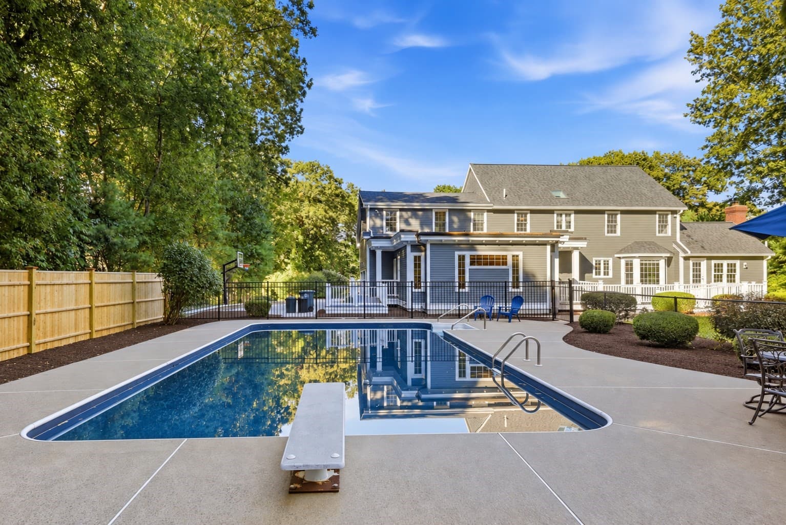 Single Family Residence at 135 Candlestick Rd, North Andover MA 01845, North Andover, photo 8 of 38