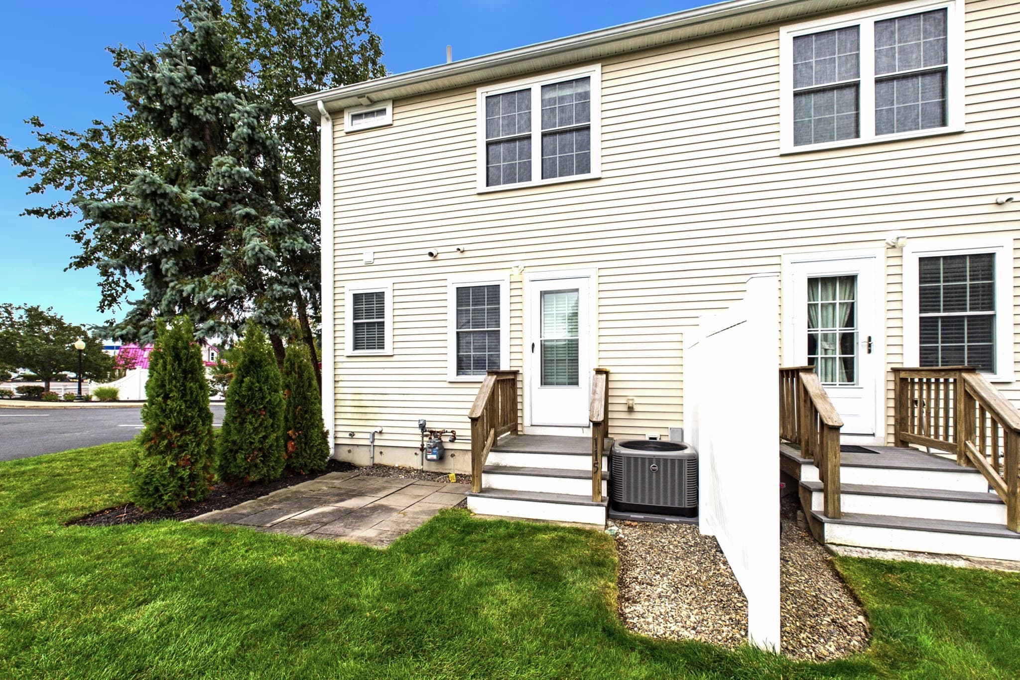 Condominium at 115 Boxberry Ln # 115, Rockland MA 02370, Rockland, photo 5 of 39