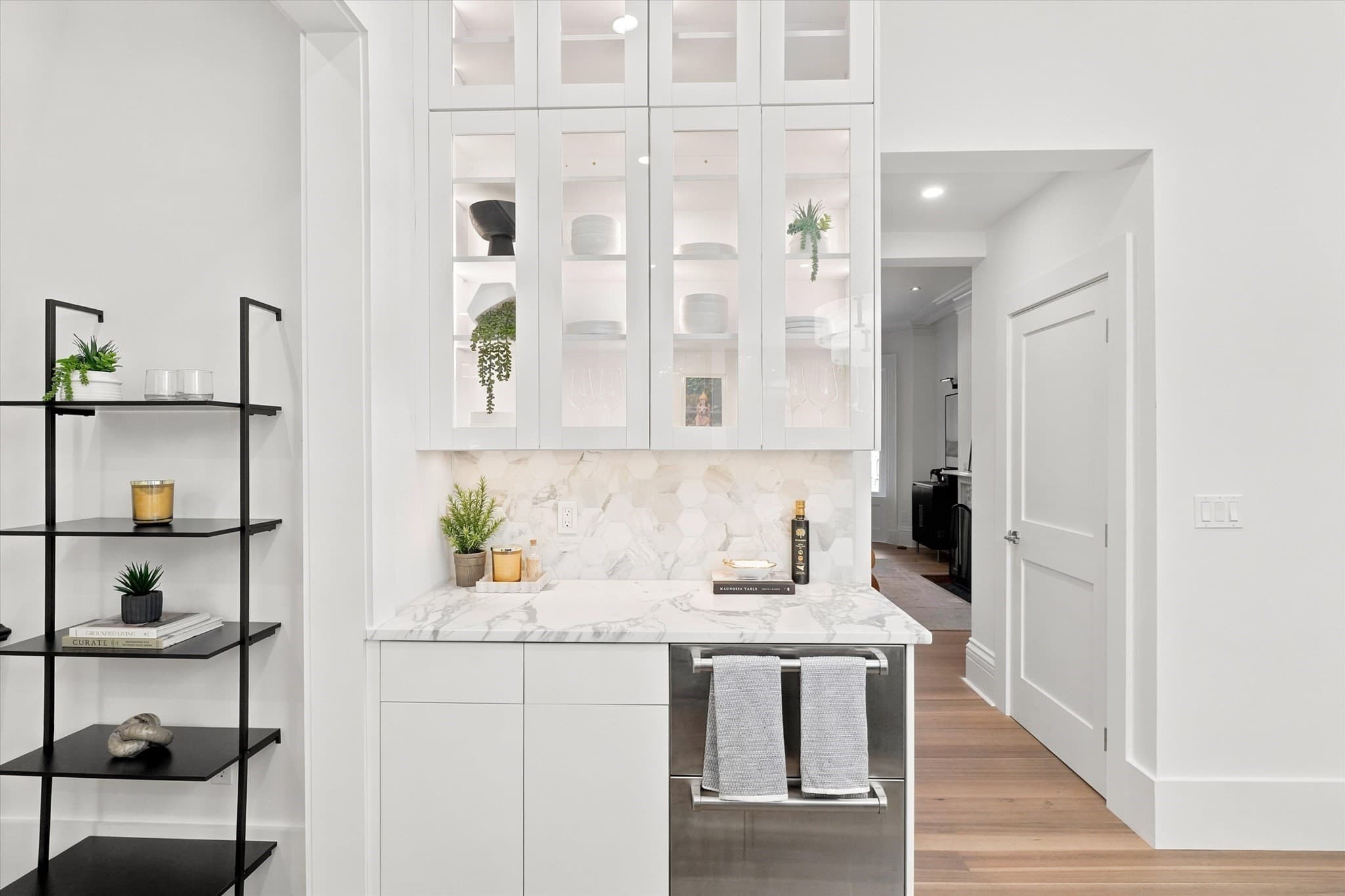 Condominium at 320 Shawmut Ave # 1, Boston MA 02118, Boston, photo 11 of 26