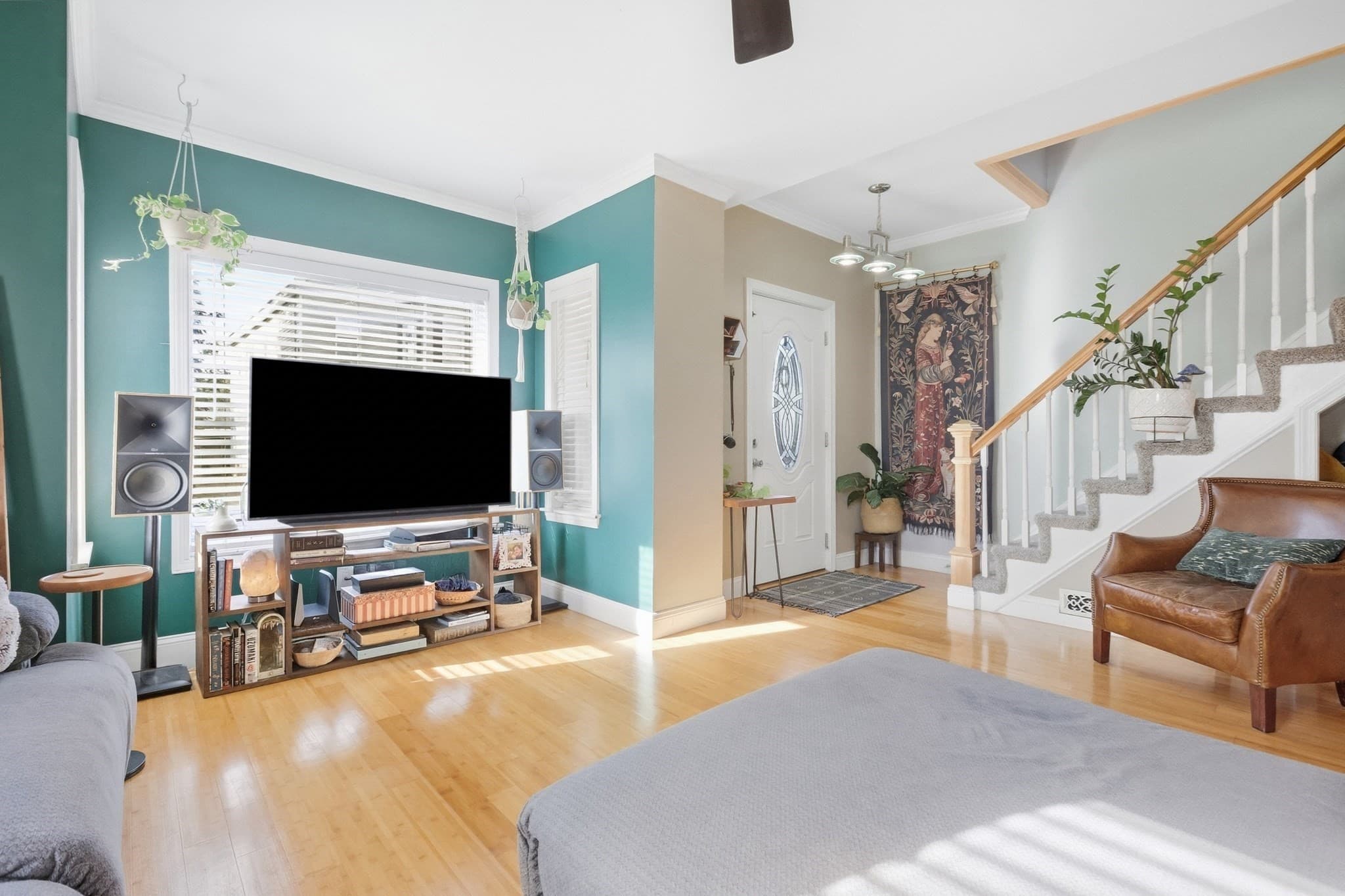 Single Family Residence at 201 W Manchester St, Lowell MA 01852, Lowell, photo 11 of 22