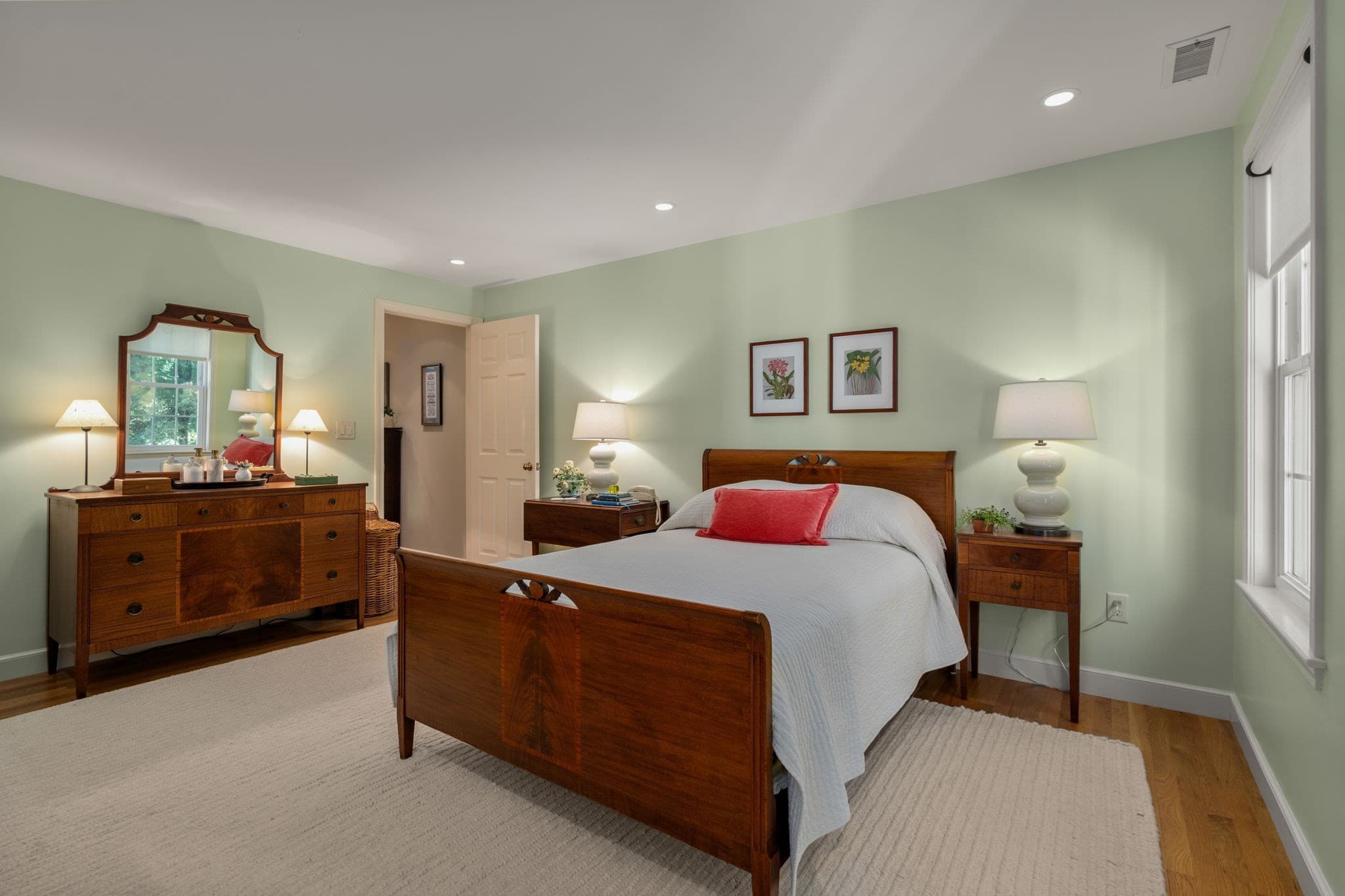 Condominium at 86 Common Street # 86, Belmont MA 02478, Belmont, photo 12 of 27
