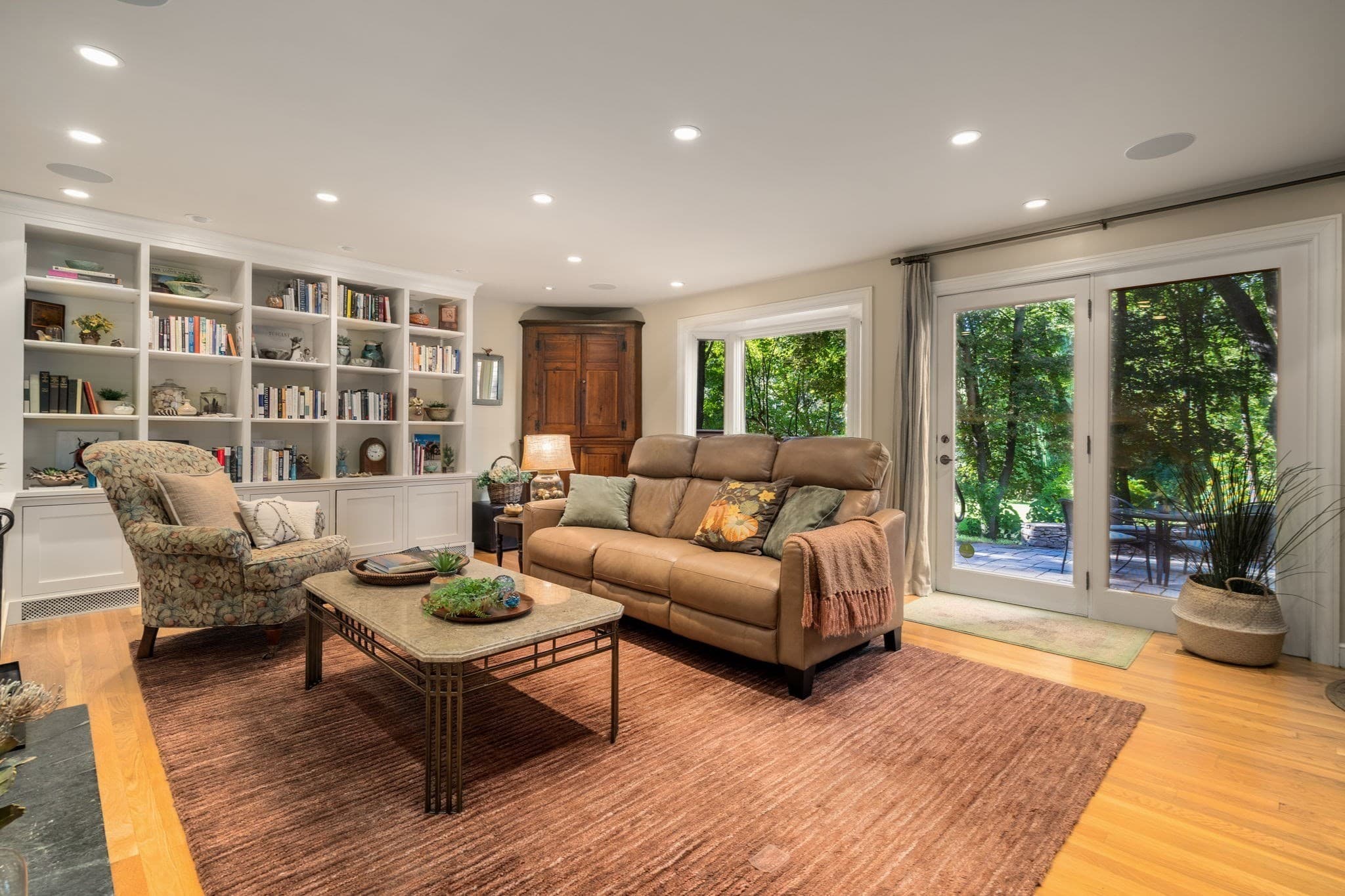 Condominium at 86 Common Street # 86, Belmont MA 02478, Belmont, photo 3 of 27
