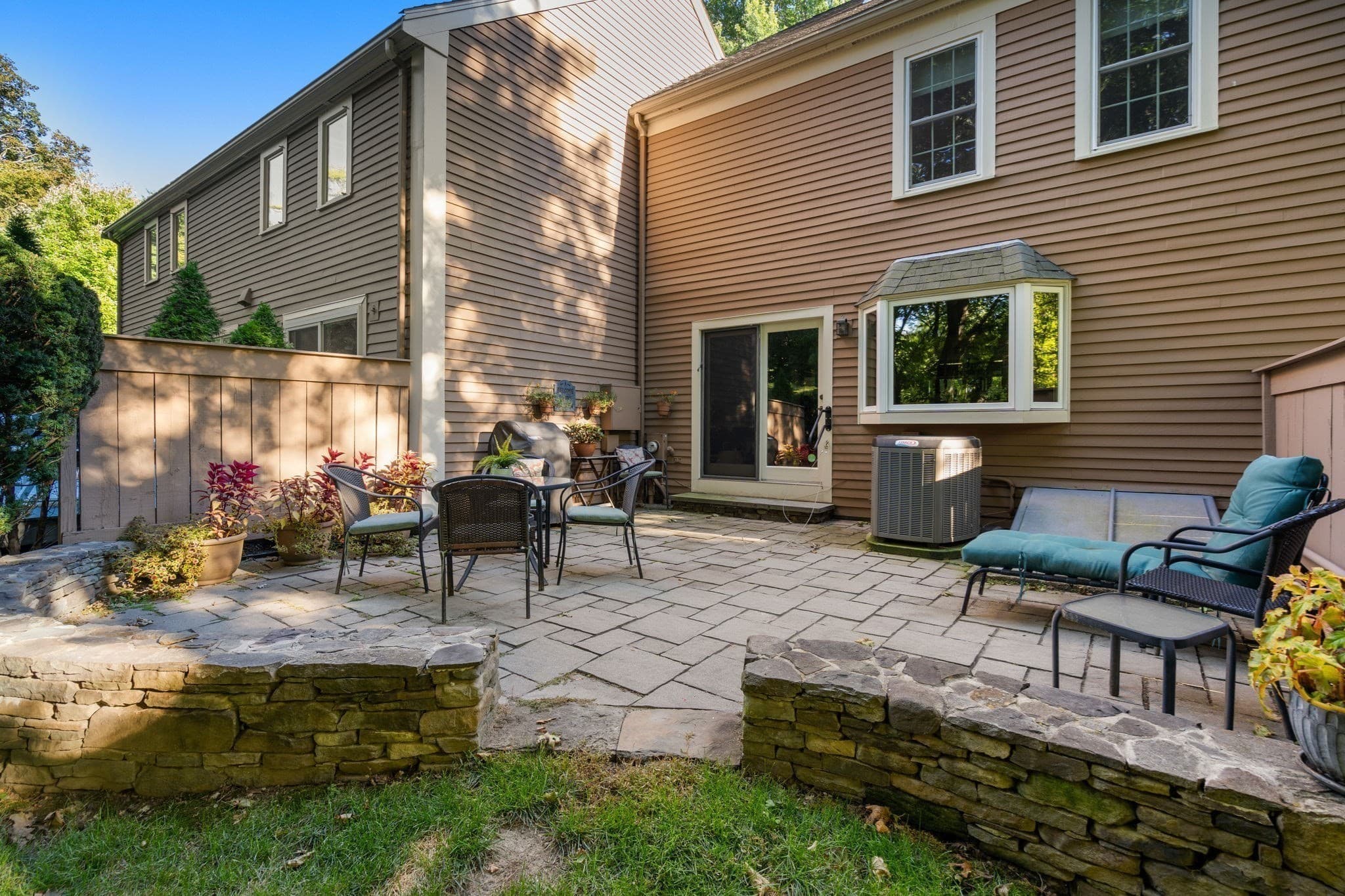 Condominium at 86 Common Street # 86, Belmont MA 02478, Belmont, photo 24 of 27