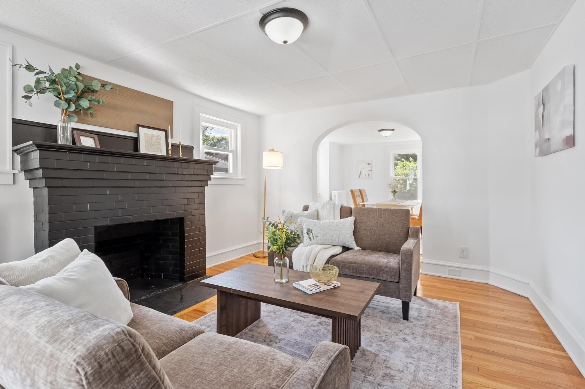 Single Family Residence at 567 Milk St, Fitchburg MA 01420, Fitchburg, photo 7 of 42