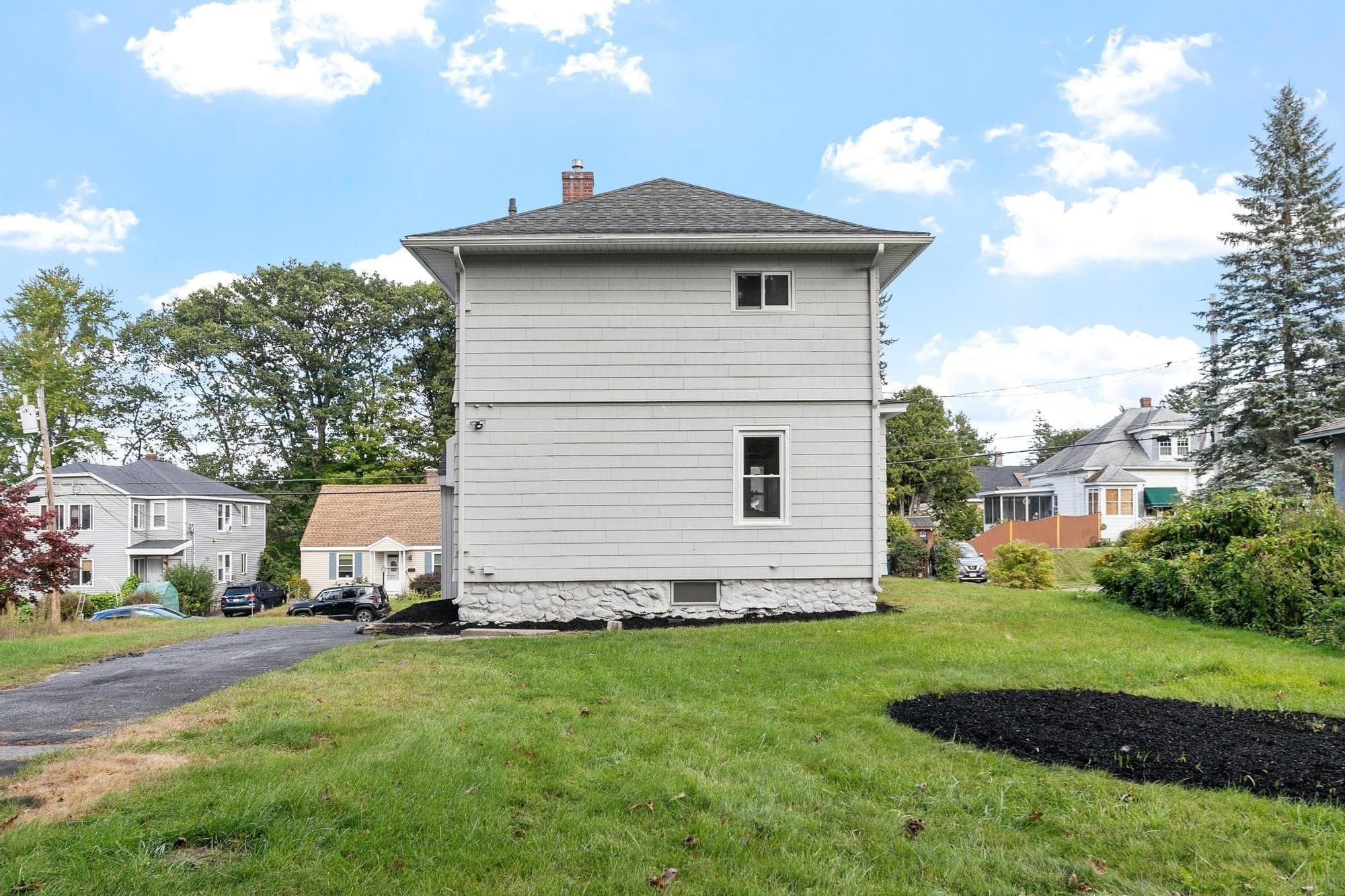 Single Family Residence at 567 Milk St, Fitchburg MA 01420, Fitchburg, photo 36 of 42