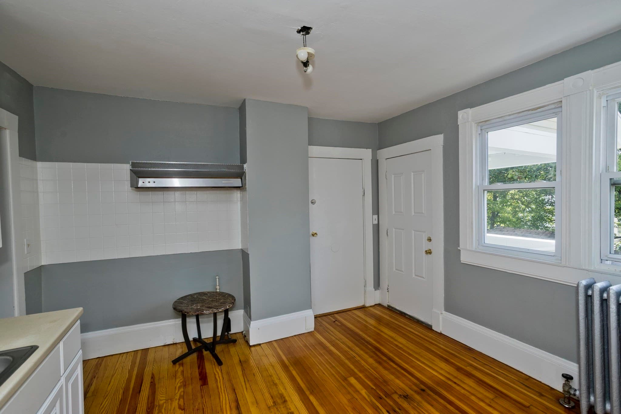 3 Family at 122 Fort Pleasant Ave, Springfield MA 01108, Springfield, photo 12 of 34