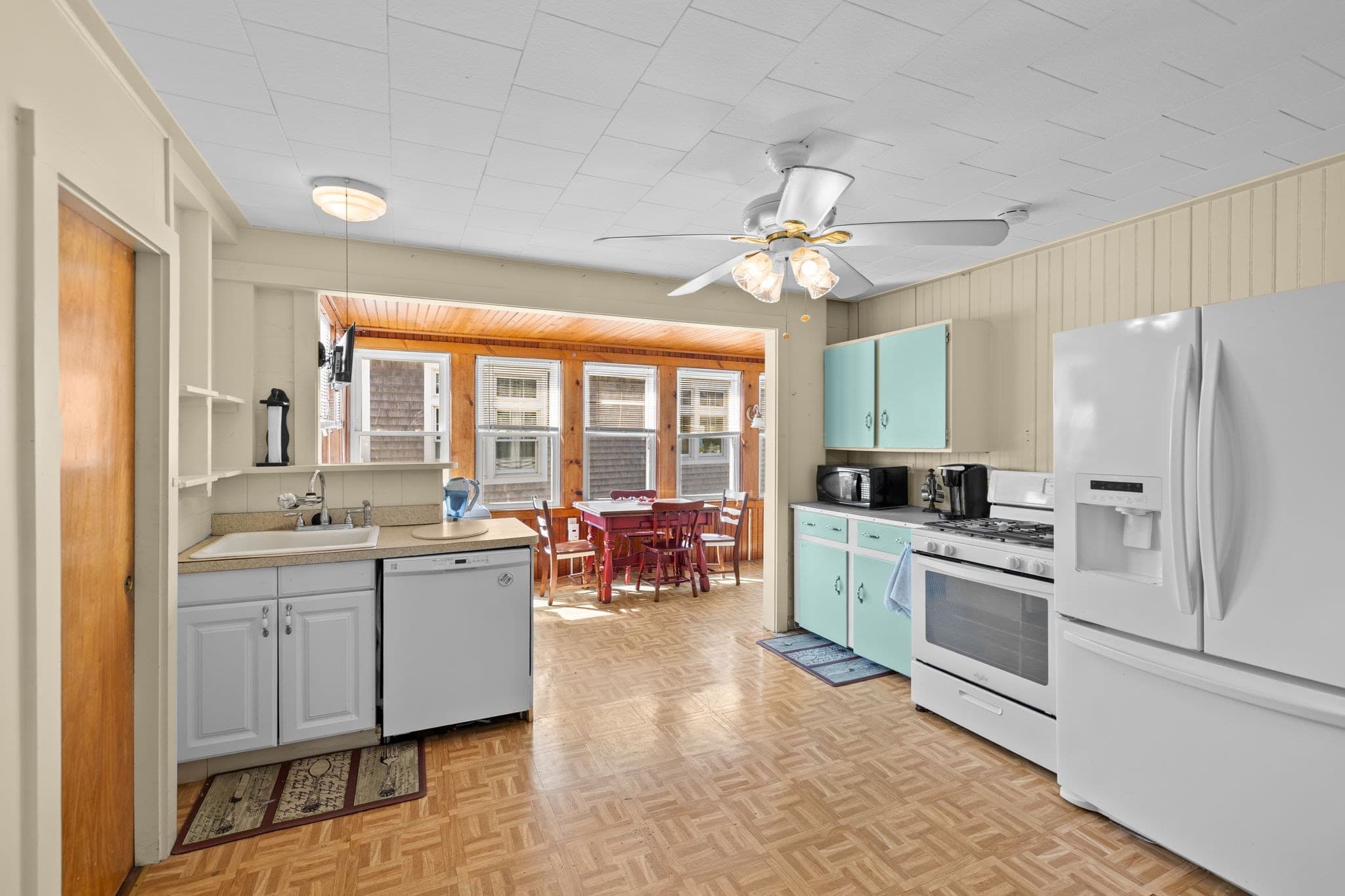 Single Family Residence at 13 West Ave, Falmouth MA 02556, Falmouth, photo 12 of 34