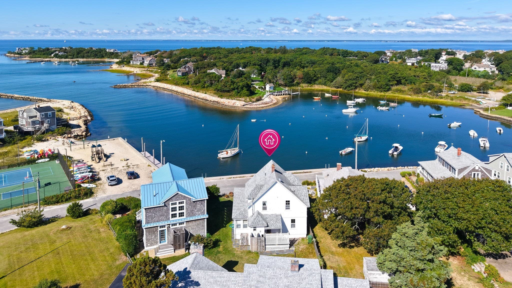 13 West Ave, Falmouth MA 02556