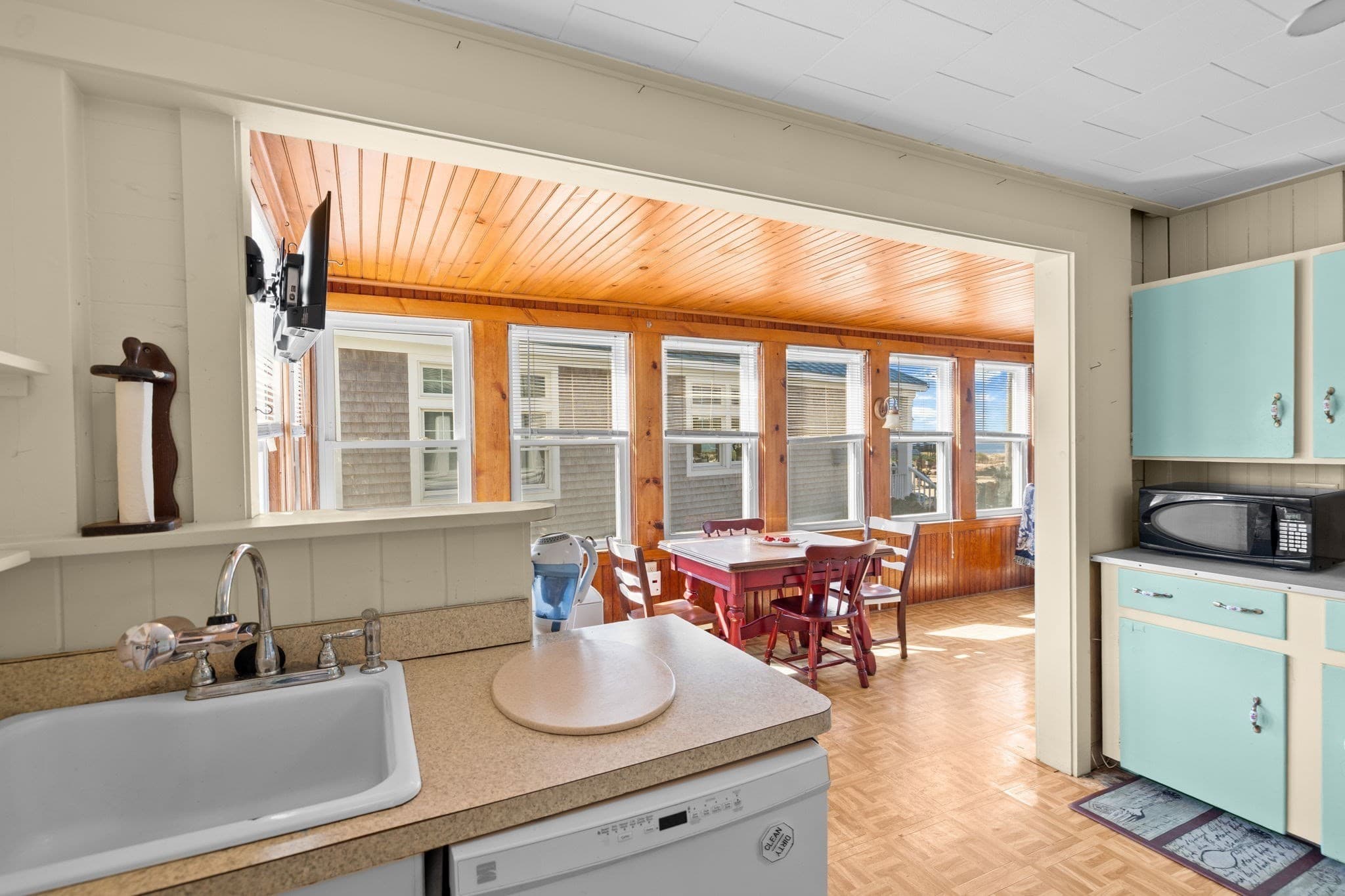 Single Family Residence at 13 West Ave, Falmouth MA 02556, Falmouth, photo 15 of 34