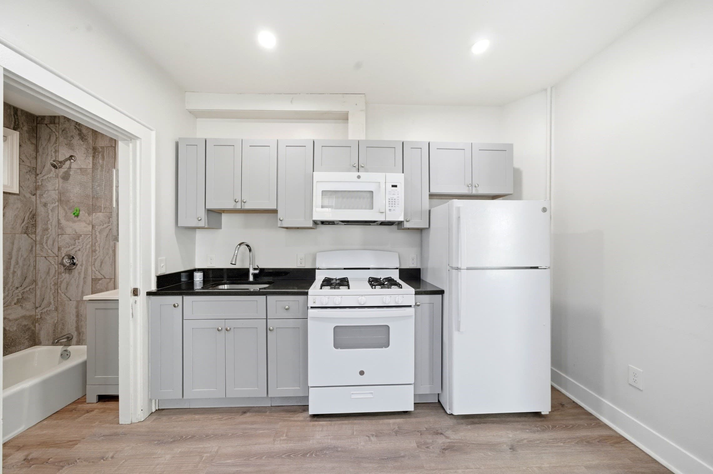 5+ Family - 5+ Units Side by Side at 14-16 Ripley St, Malden MA 02148, Malden, photo 6 of 33