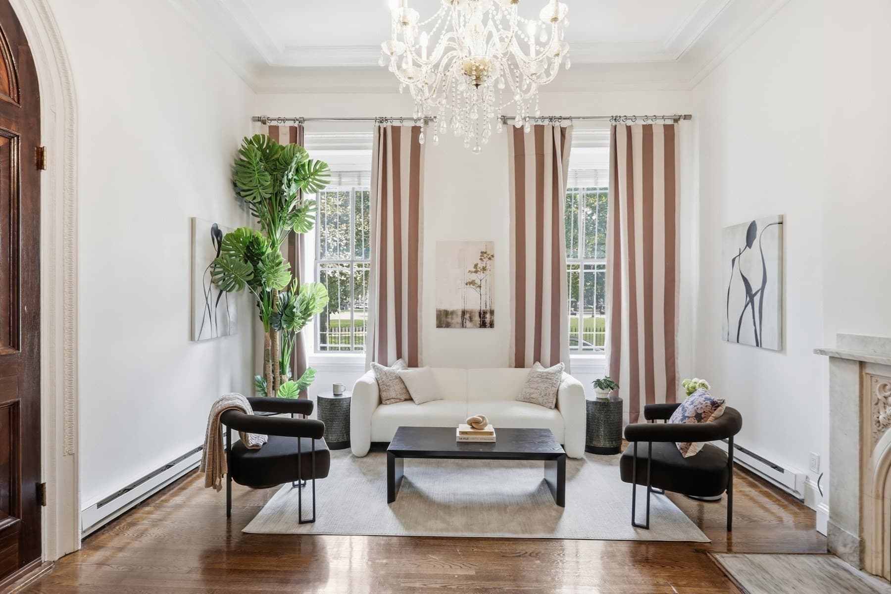 Condominium at 43 W. Newton Street # 10, Boston MA 02118, Boston, photo 2 of 24