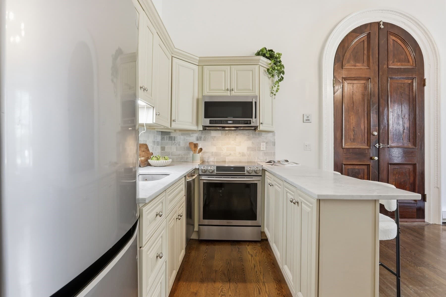 Condominium at 43 W. Newton Street # 10, Boston MA 02118, Boston, photo 10 of 24
