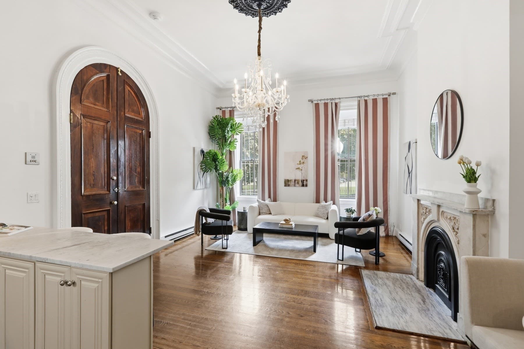 Condominium at 43 W. Newton Street # 10, Boston MA 02118, Boston, photo 8 of 24