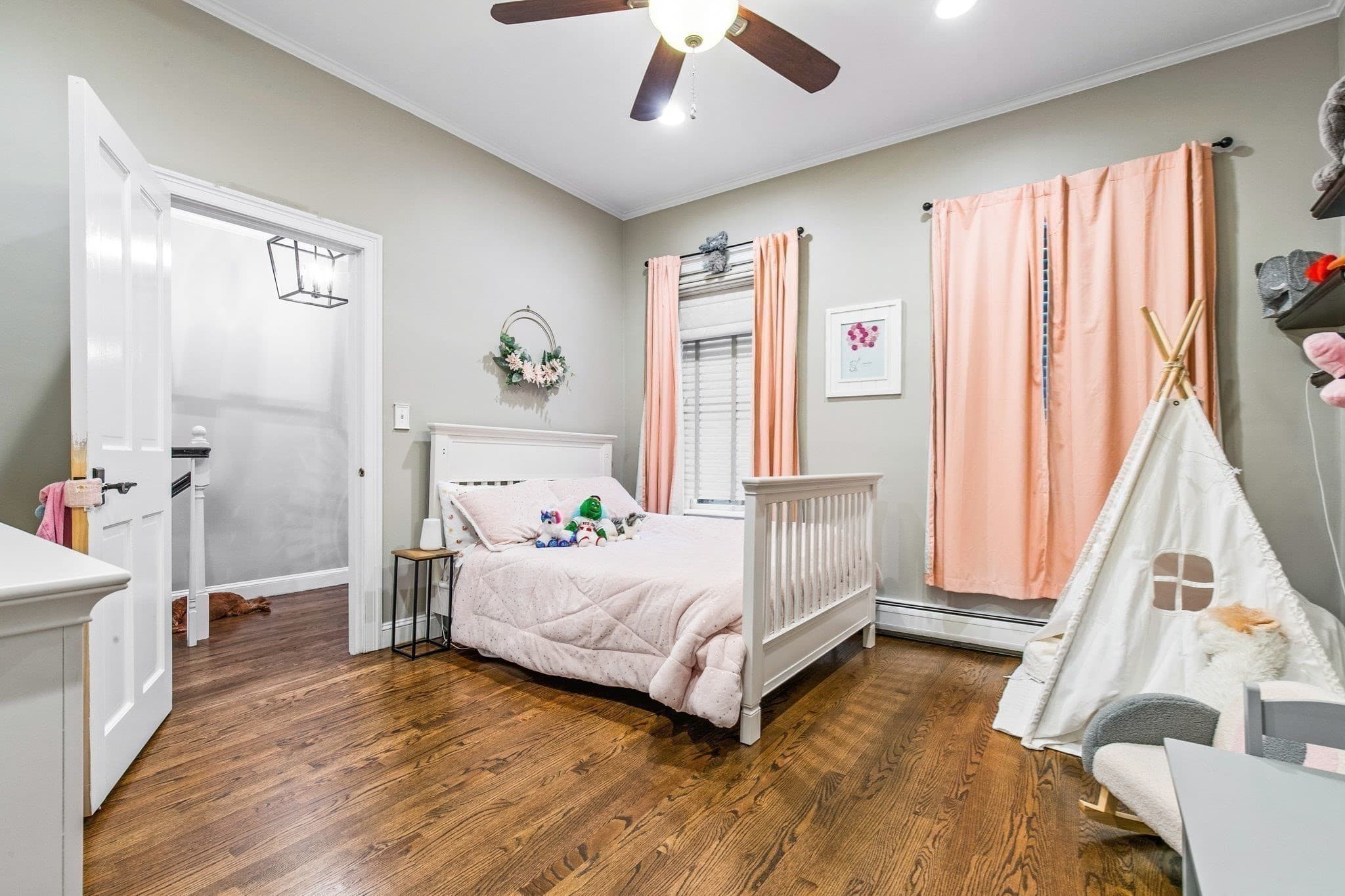 Condominium at 208 W Springfield St. # 1, Boston MA 02118, Boston, photo 7 of 11
