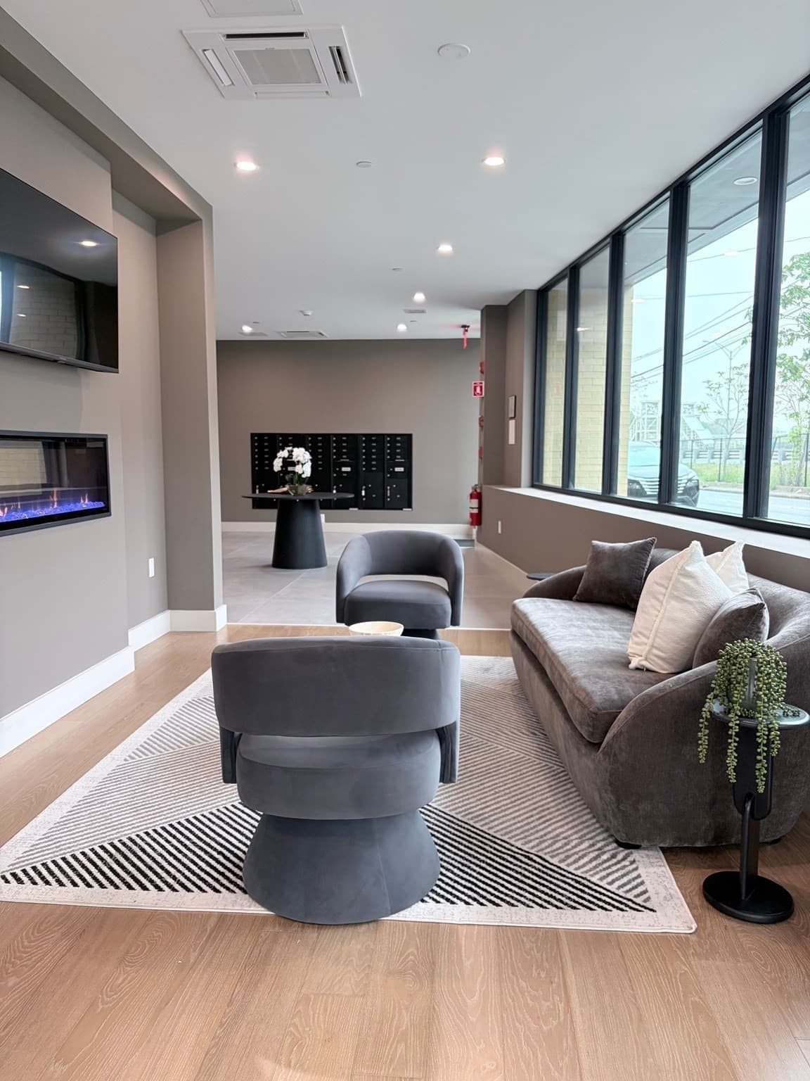 Condominium at 100 Lincoln Street # 301, Boston MA 02135, Boston, photo 23 of 28