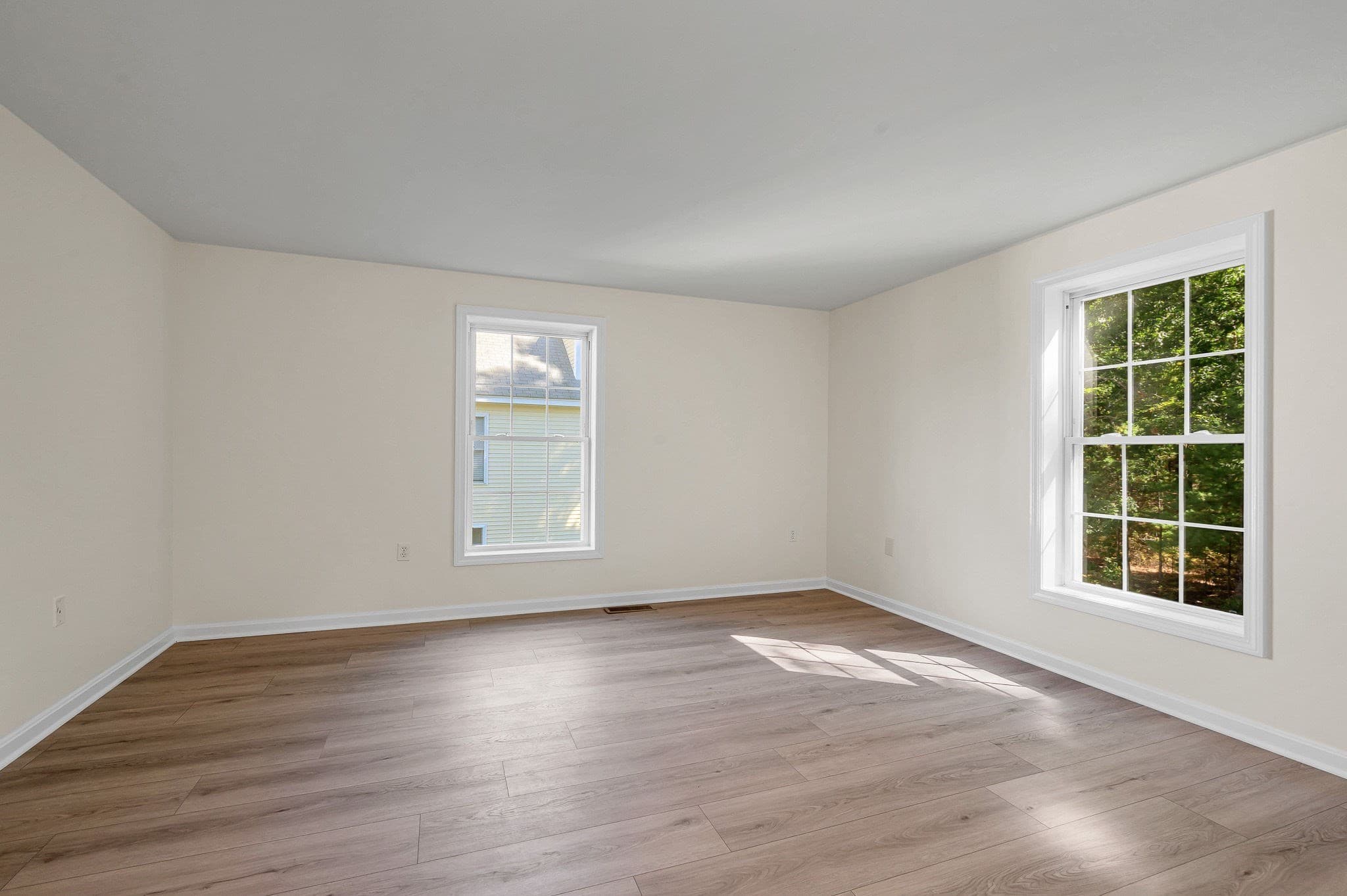 Condominium at 118 Barbara Ln # 118, Hudson NH 03051, Hudson, photo 16 of 35