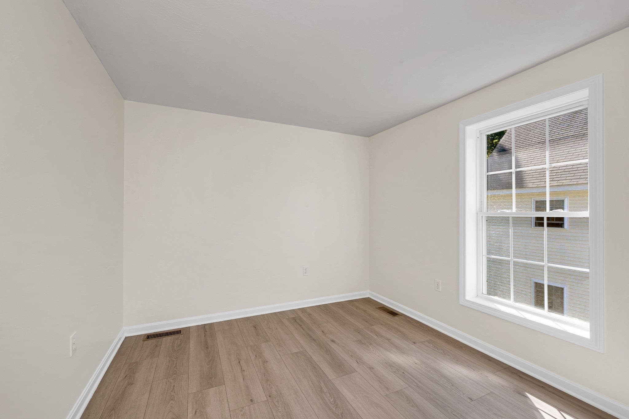 Condominium at 118 Barbara Ln # 118, Hudson NH 03051, Hudson, photo 24 of 35
