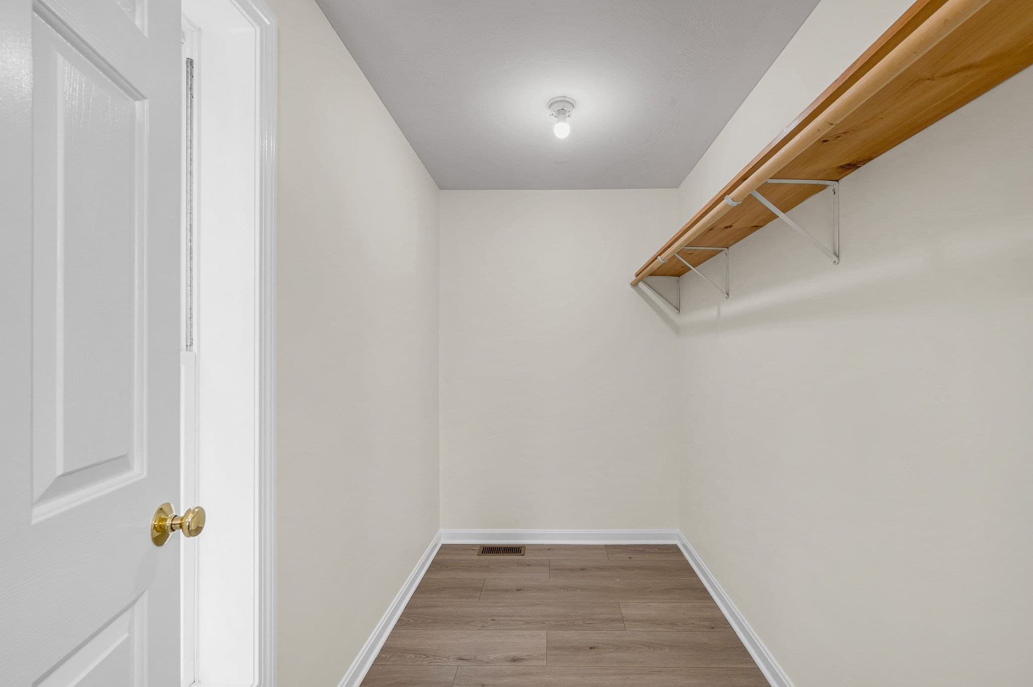 Condominium at 118 Barbara Ln # 118, Hudson NH 03051, Hudson, photo 19 of 35
