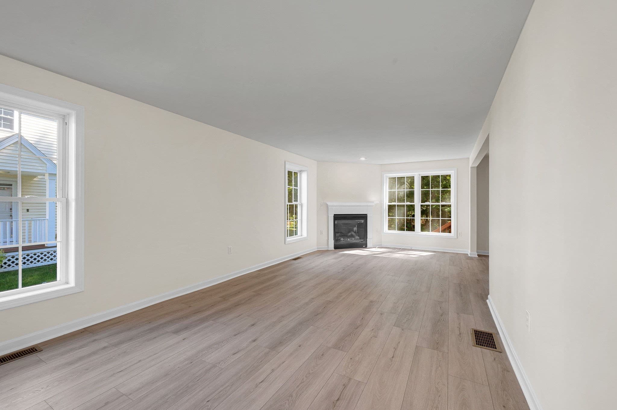 Condominium at 118 Barbara Ln # 118, Hudson NH 03051, Hudson, photo 4 of 35