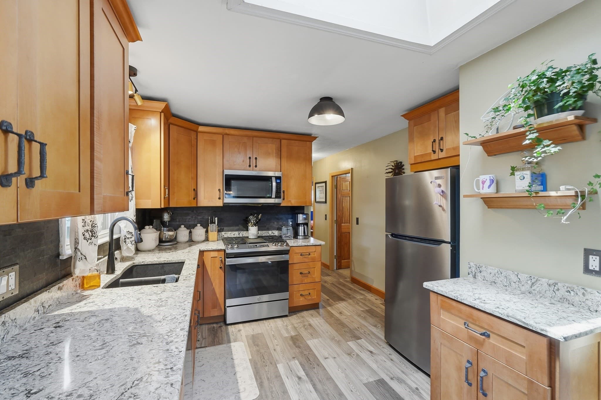Single Family Residence at 50 Naples St., Leominster MA 01453, Leominster, photo 4 of 37