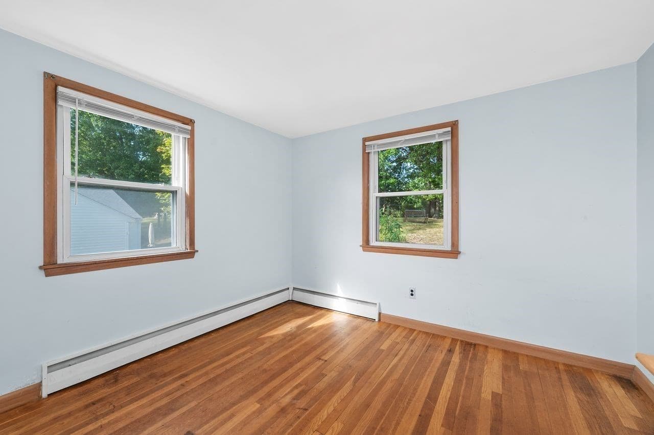 Single Family Residence at 195 Temple Road, Waltham MA 02452, Waltham, photo 13 of 33