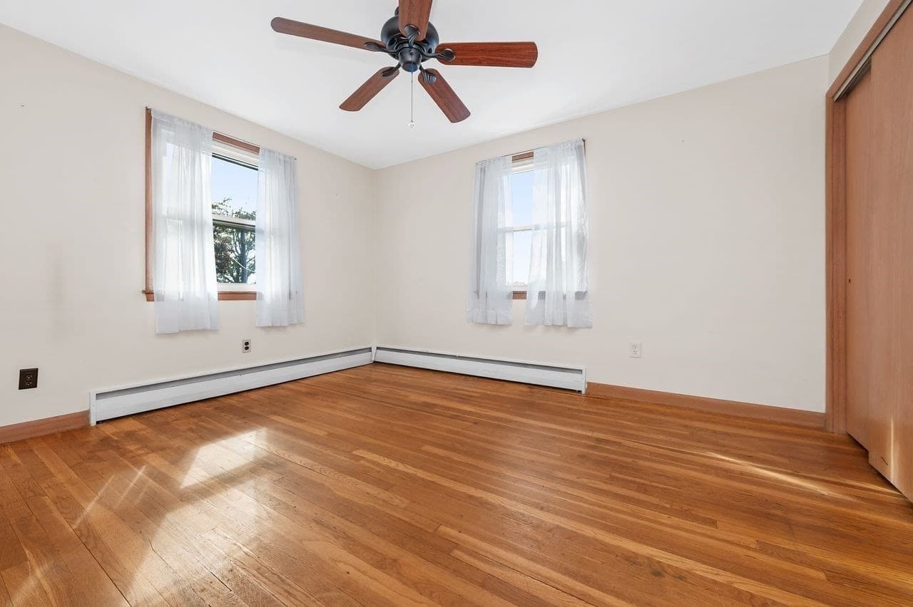 Single Family Residence at 195 Temple Road, Waltham MA 02452, Waltham, photo 16 of 33