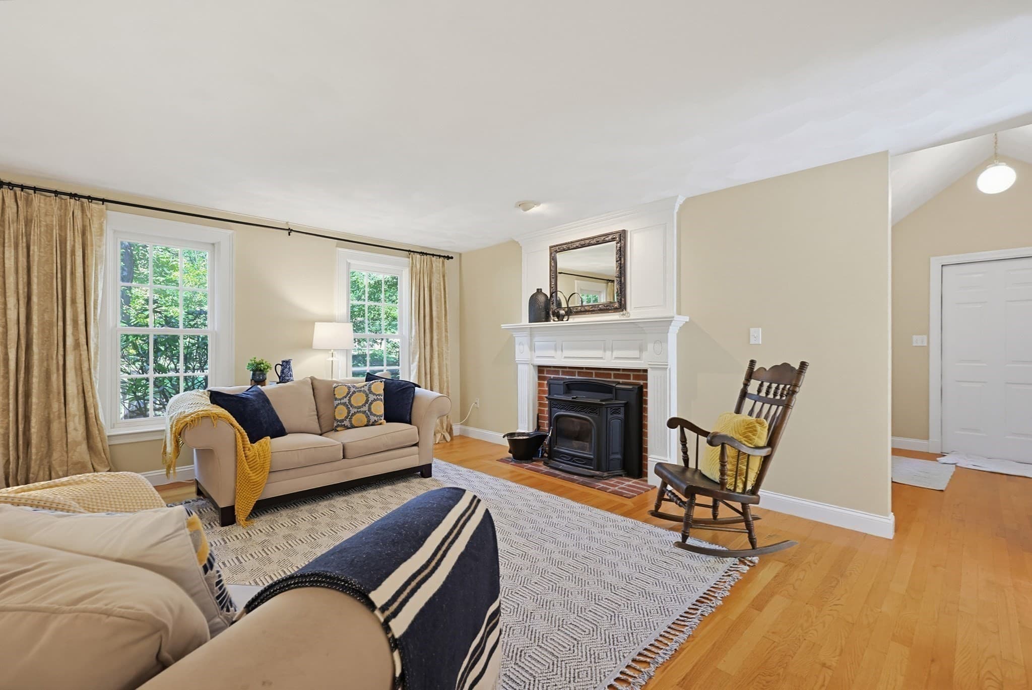 Single Family Residence at 405 Main St, Acton MA 01720, Acton, photo 6 of 33