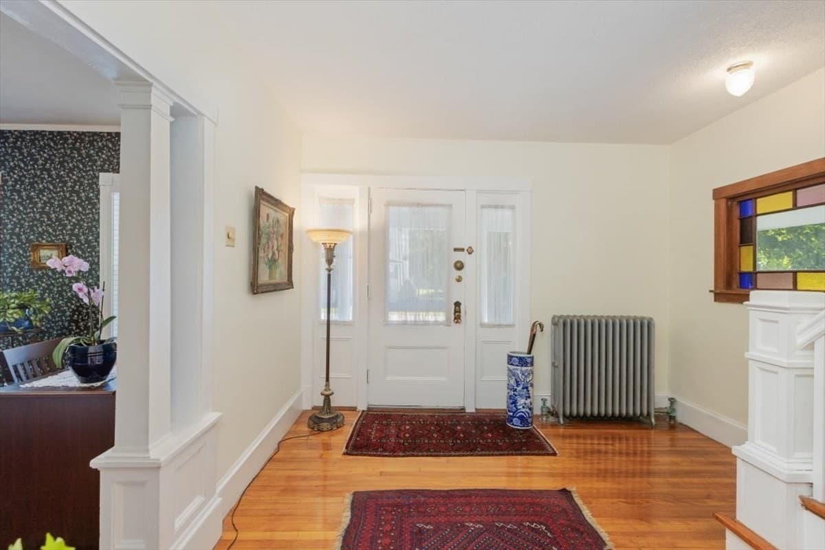 Single Family Residence at 65 Oxford Ave, Haverhill MA 01835, Haverhill, photo 7 of 39