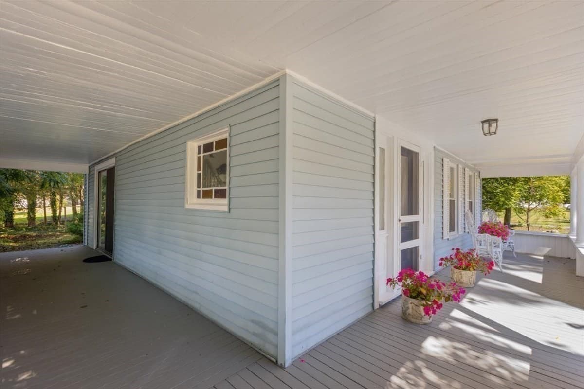 Single Family Residence at 65 Oxford Ave, Haverhill MA 01835, Haverhill, photo 35 of 39