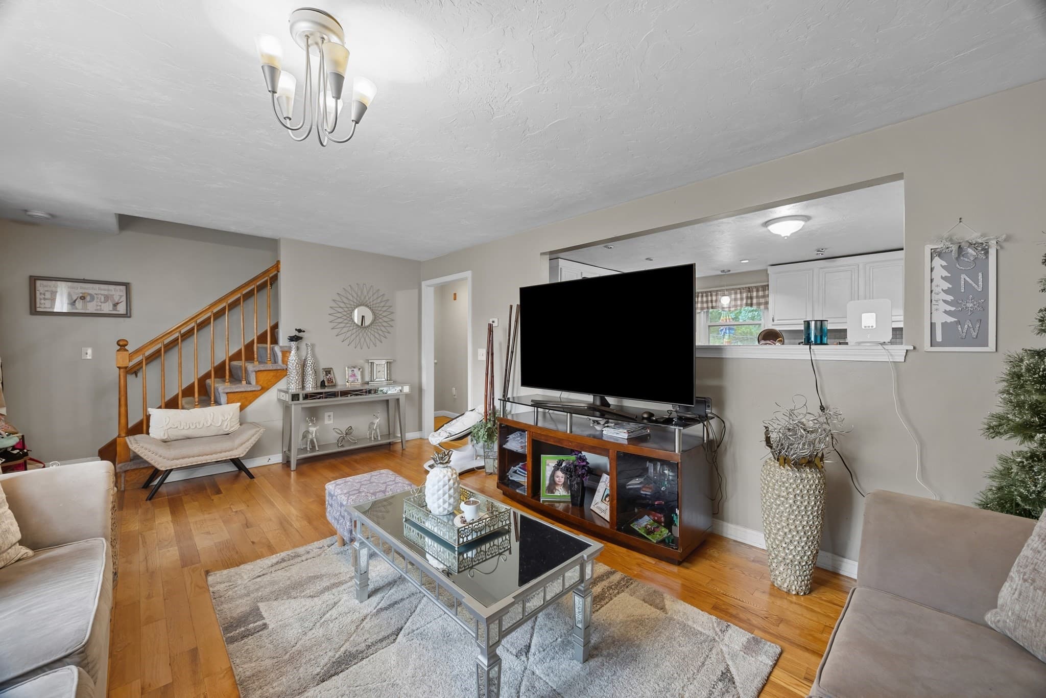 Single Family Residence at 133 Commonwealth Ave # B, Worcester MA 01604, Worcester, photo 5 of 39